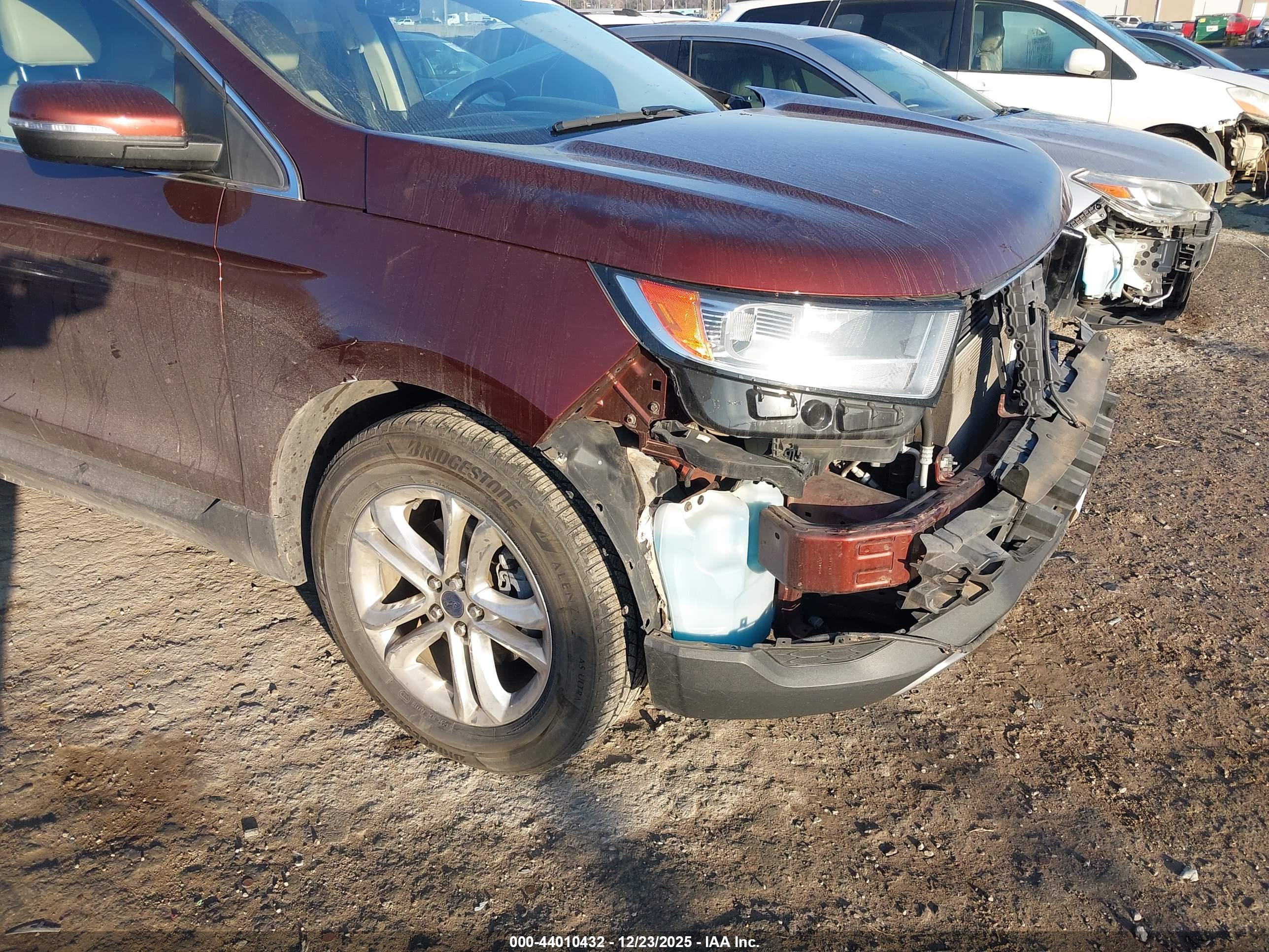 FORD EDGE image 6