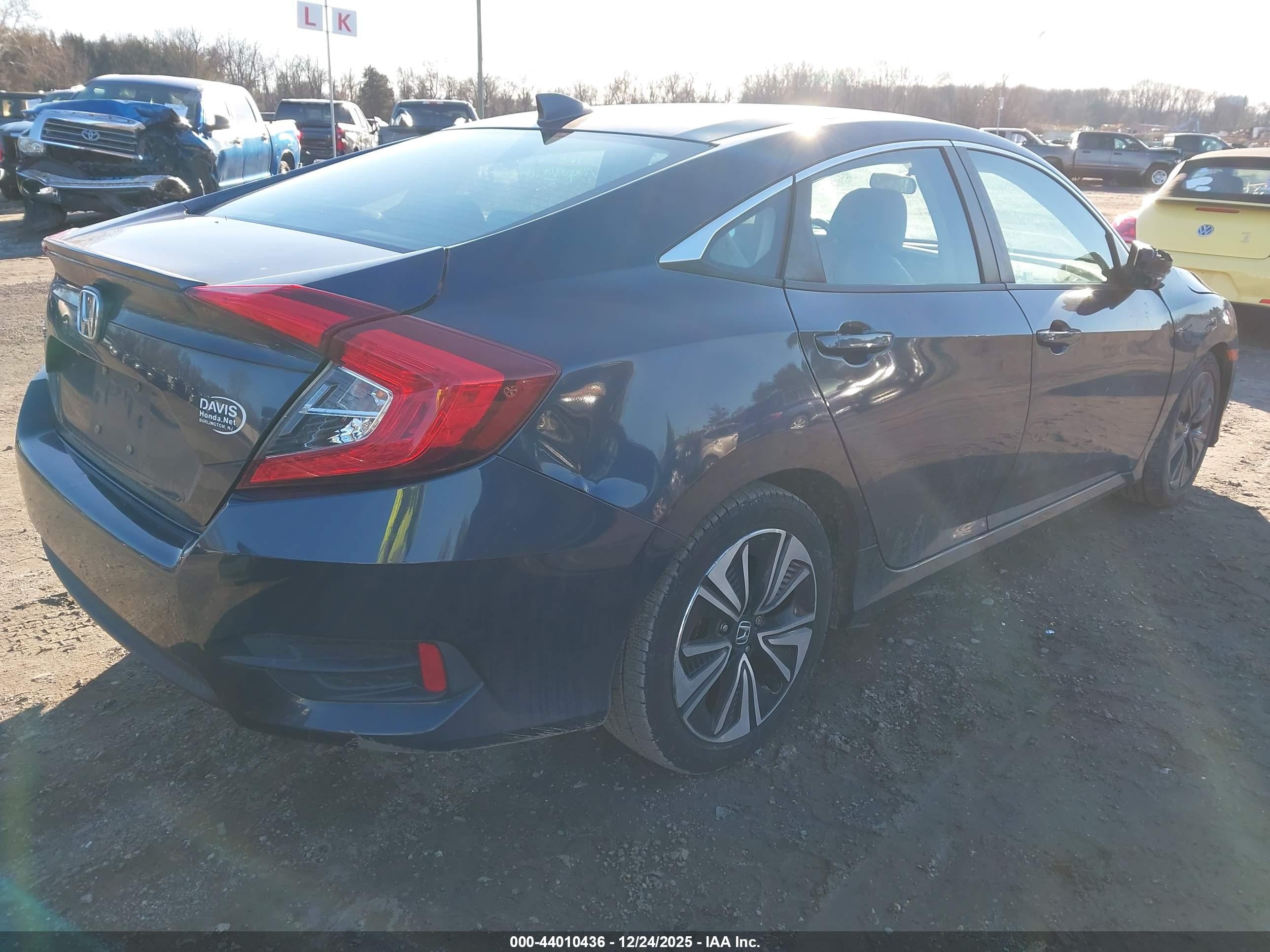 HONDA CIVIC image 4