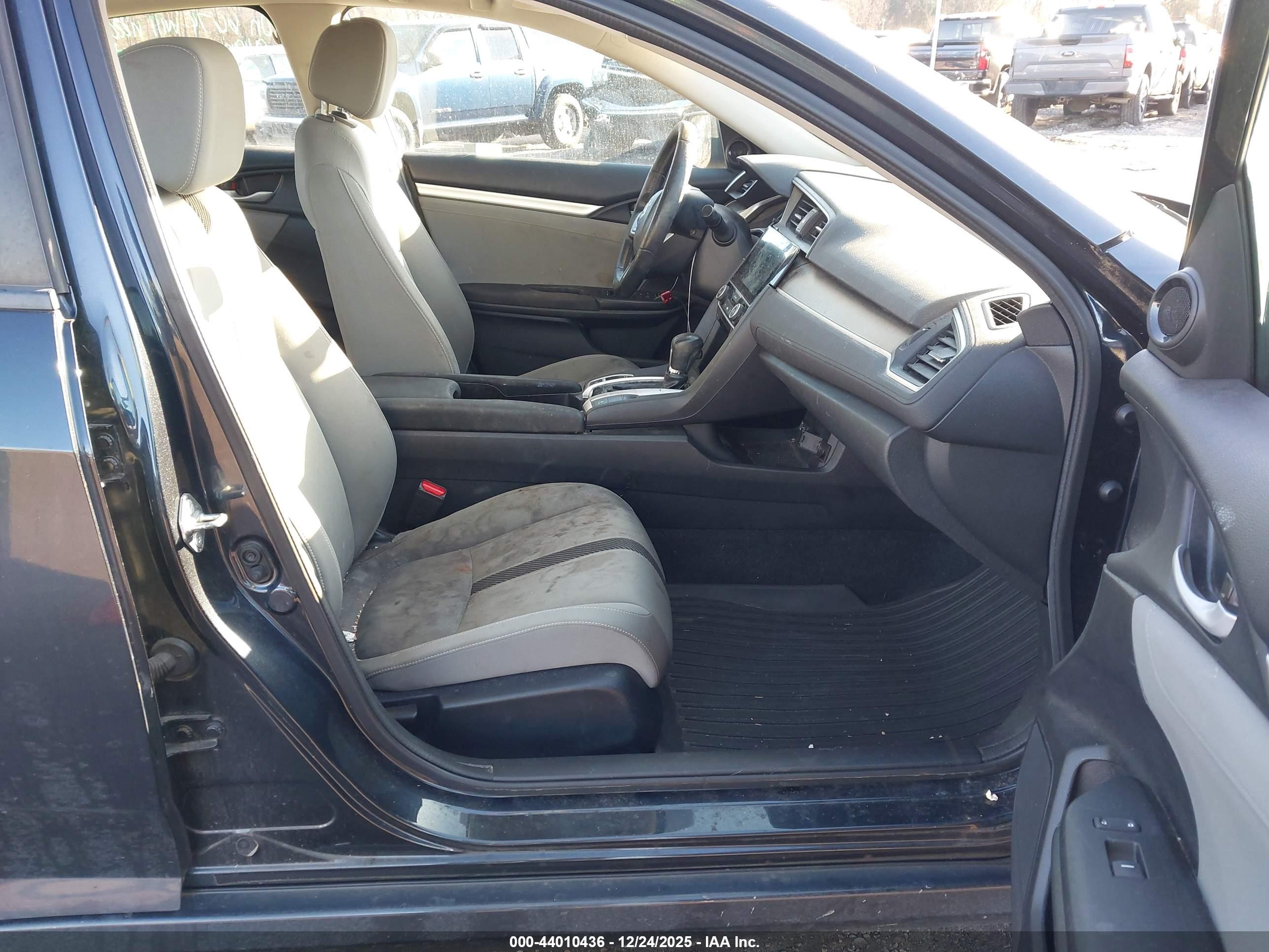 HONDA CIVIC image 5