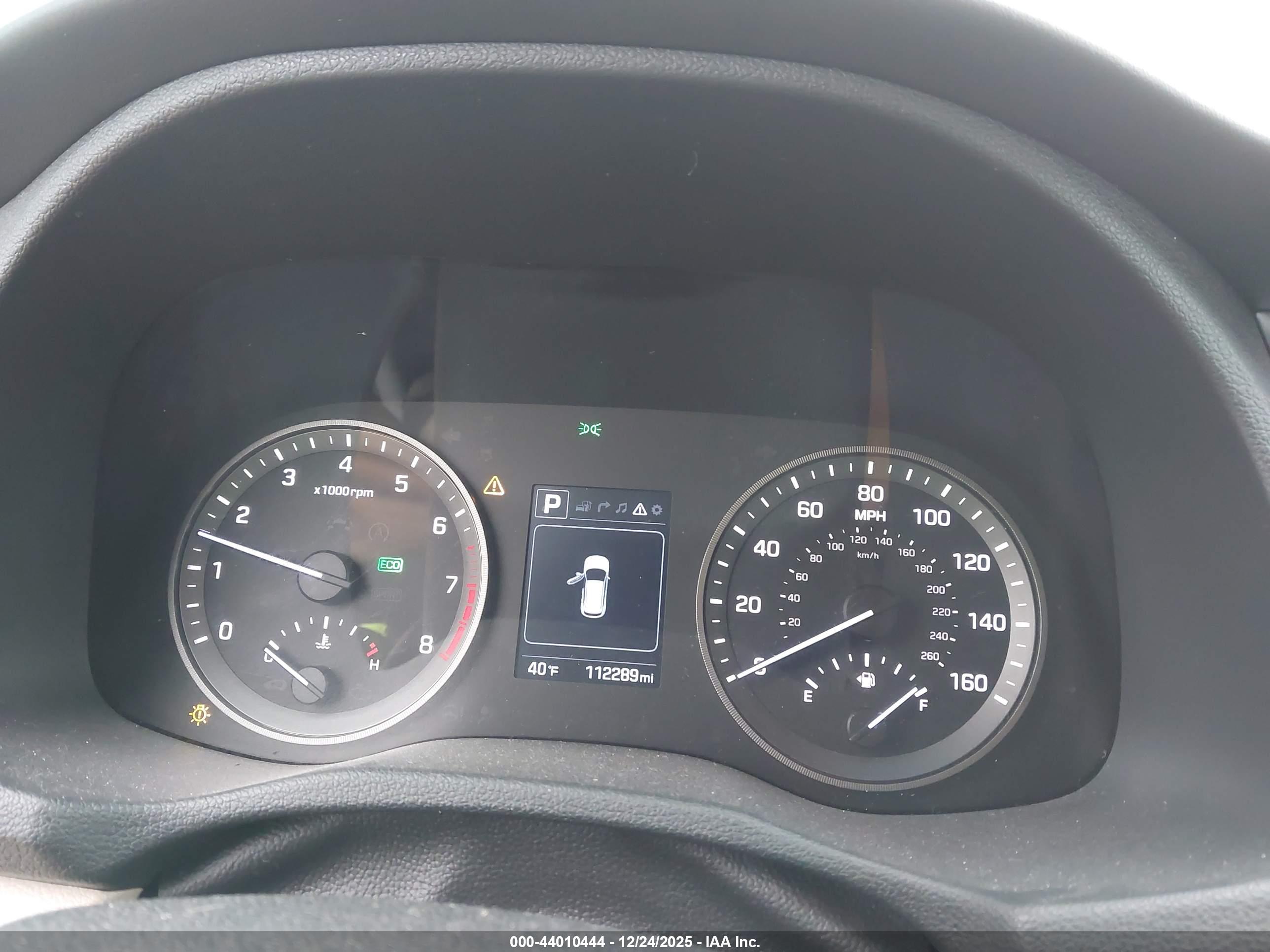 HYUNDAI TUCSON image 7