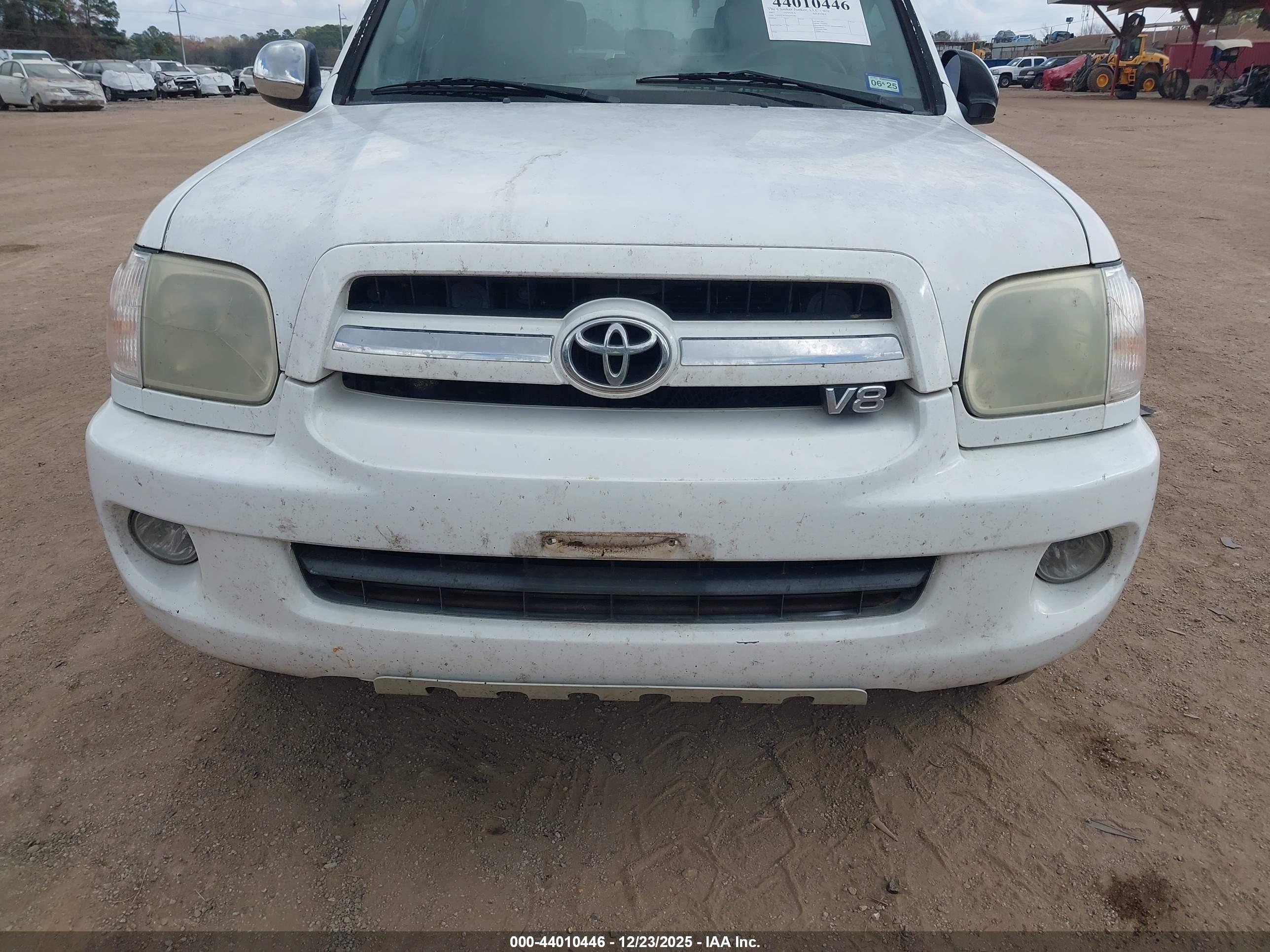 TOYOTA SEQUOIA image 6