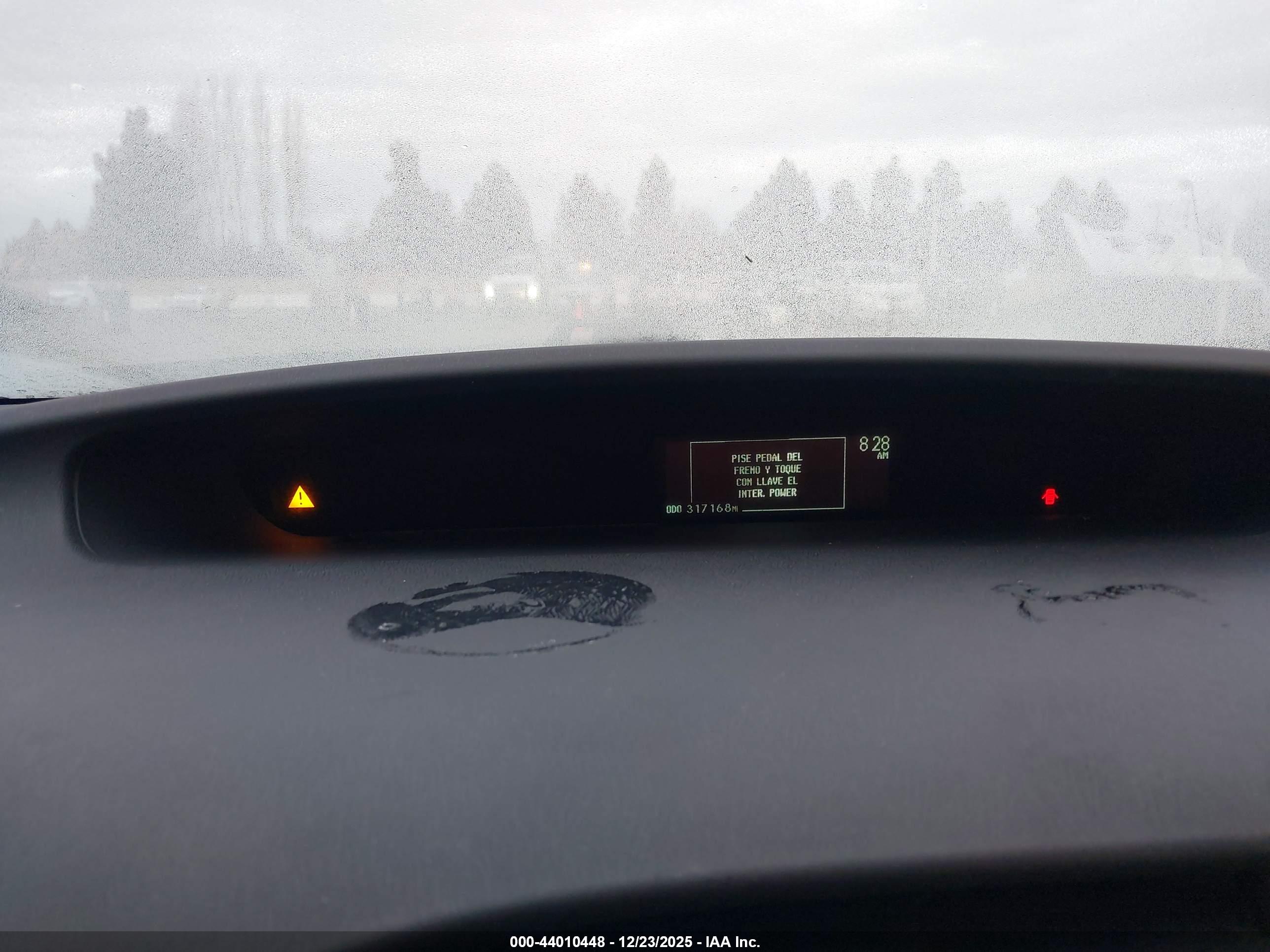 TOYOTA PRIUS image 7