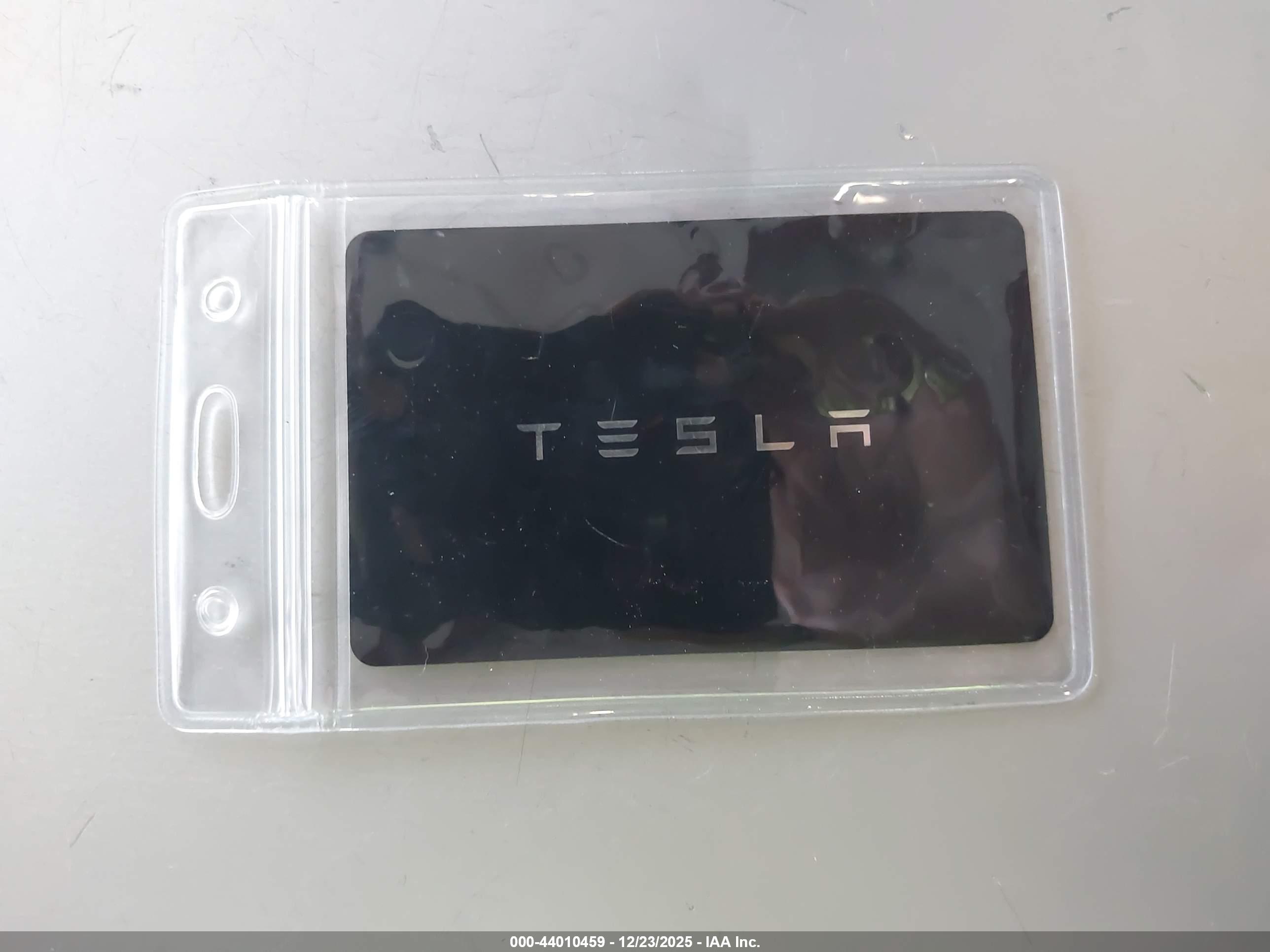 TESLA MODEL image 11