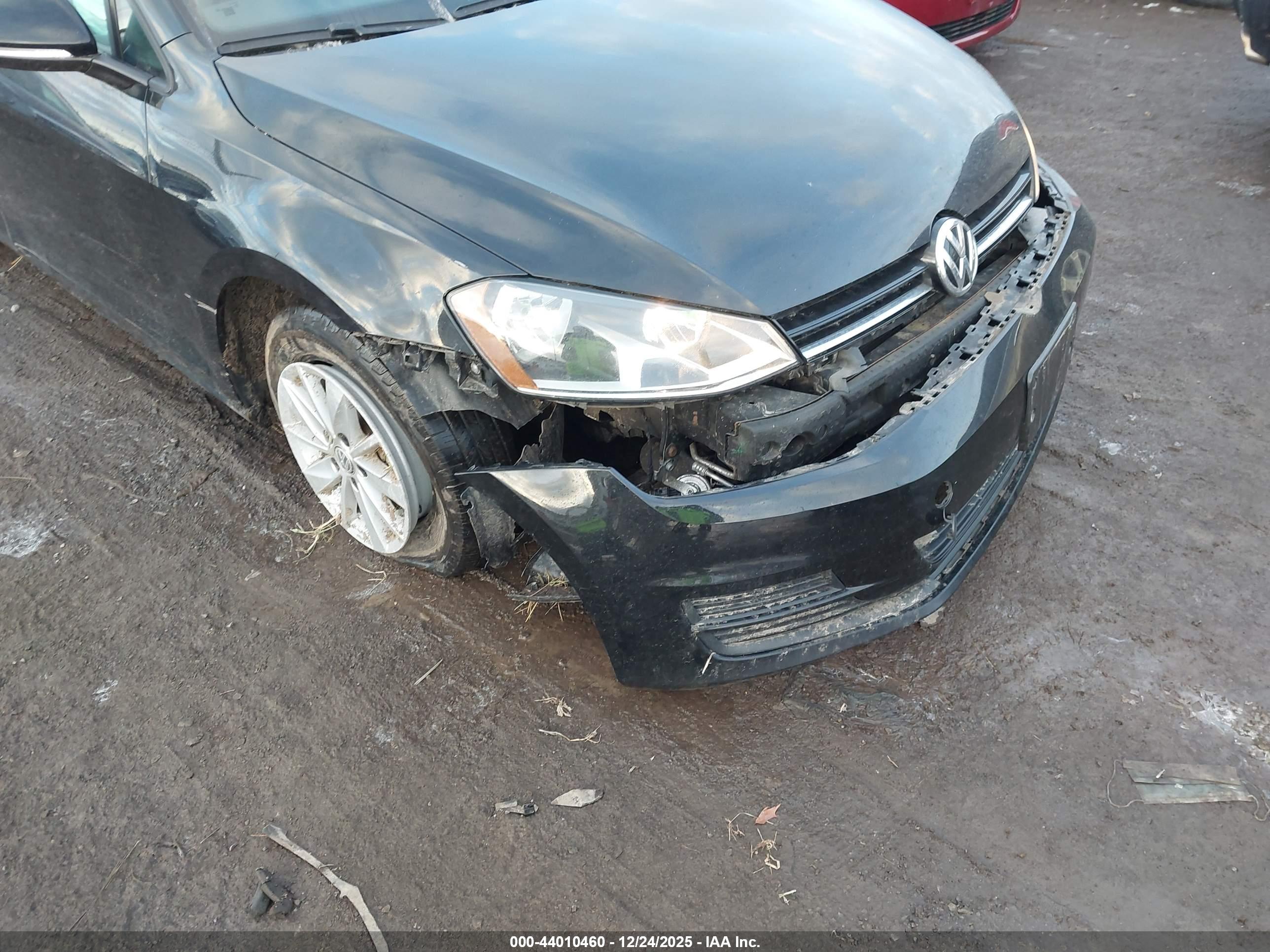 VOLKSWAGEN GOLF image 6