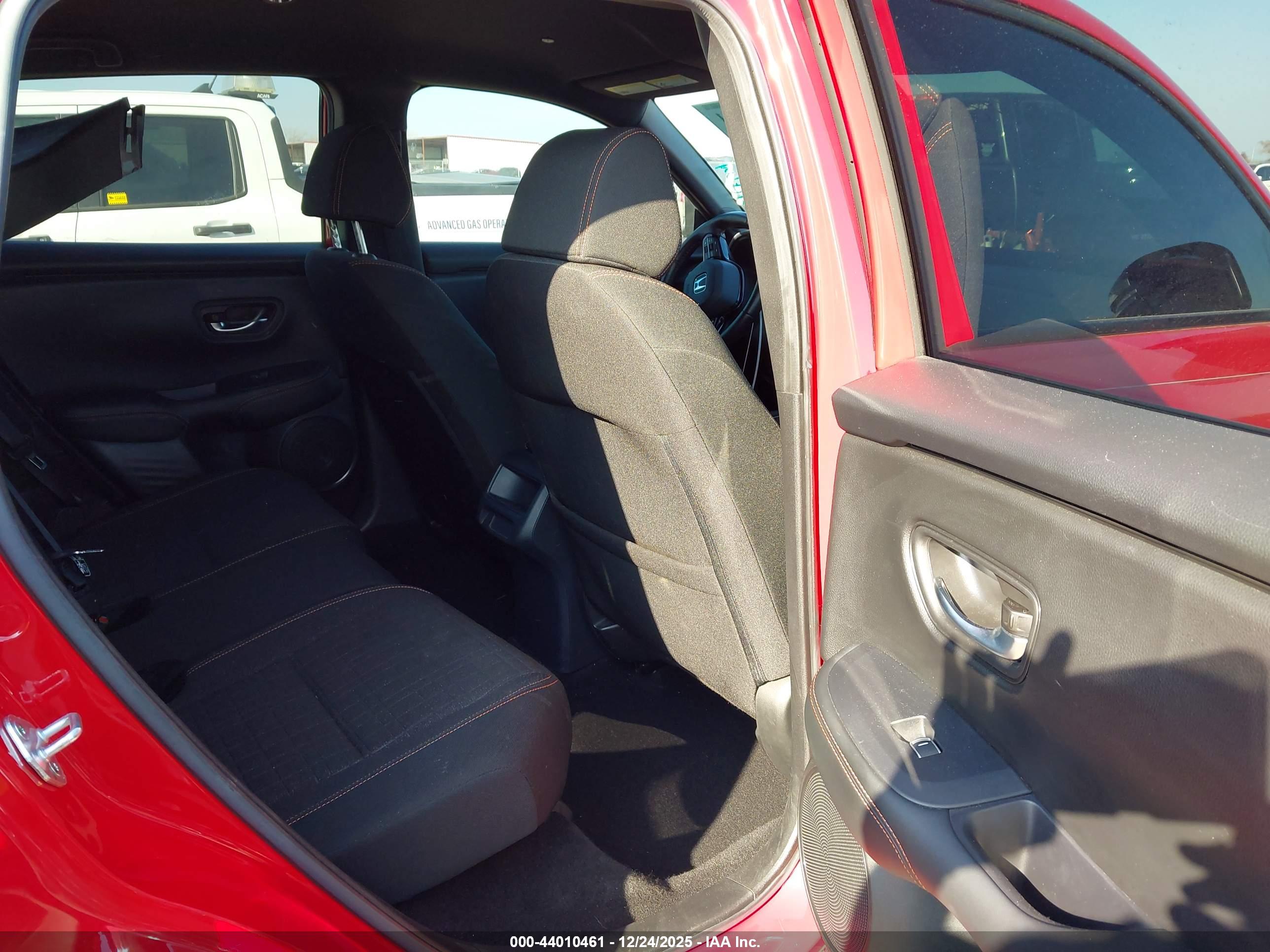 HONDA HR-V image 8