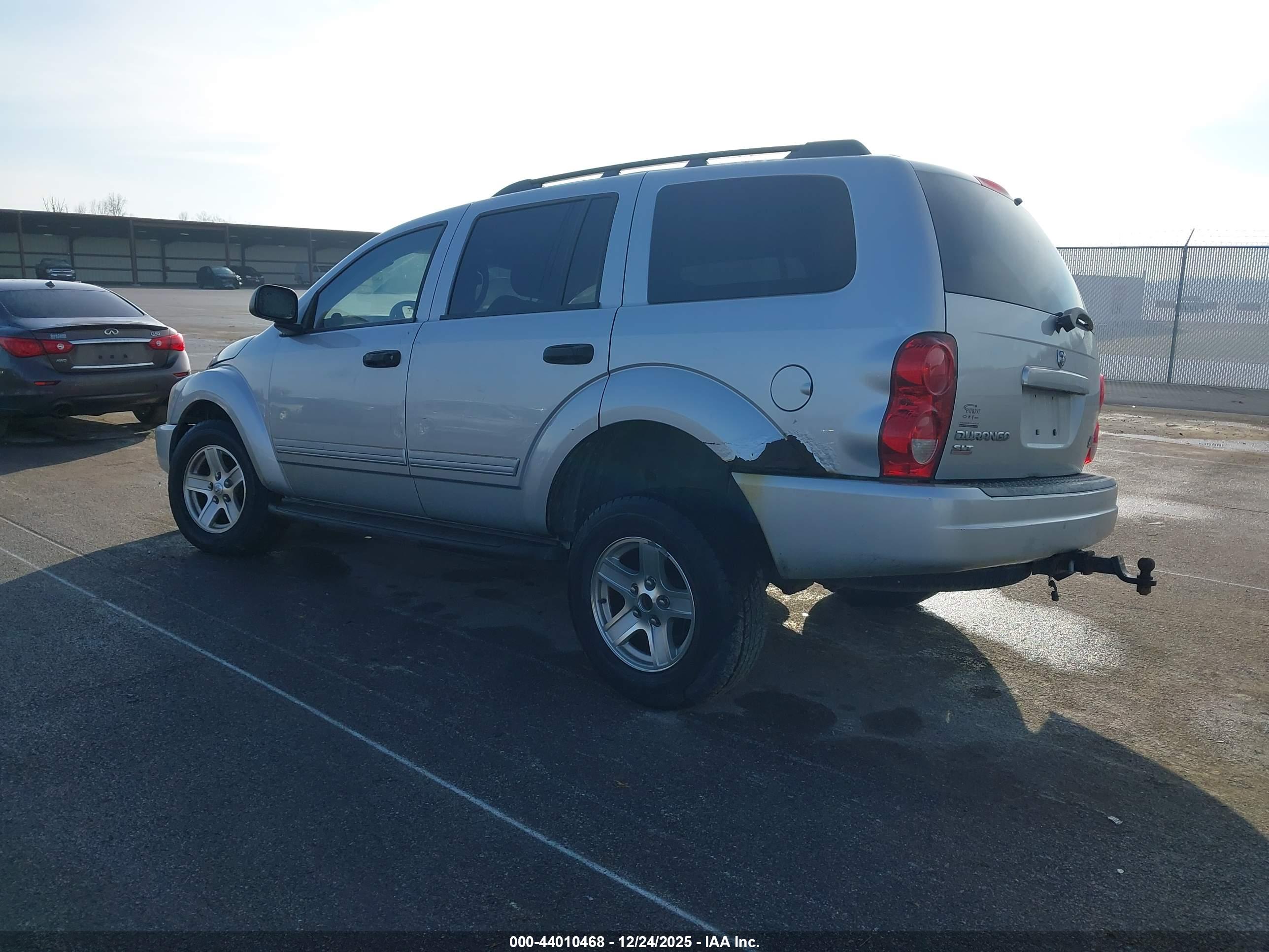 DODGE DURANGO image 3