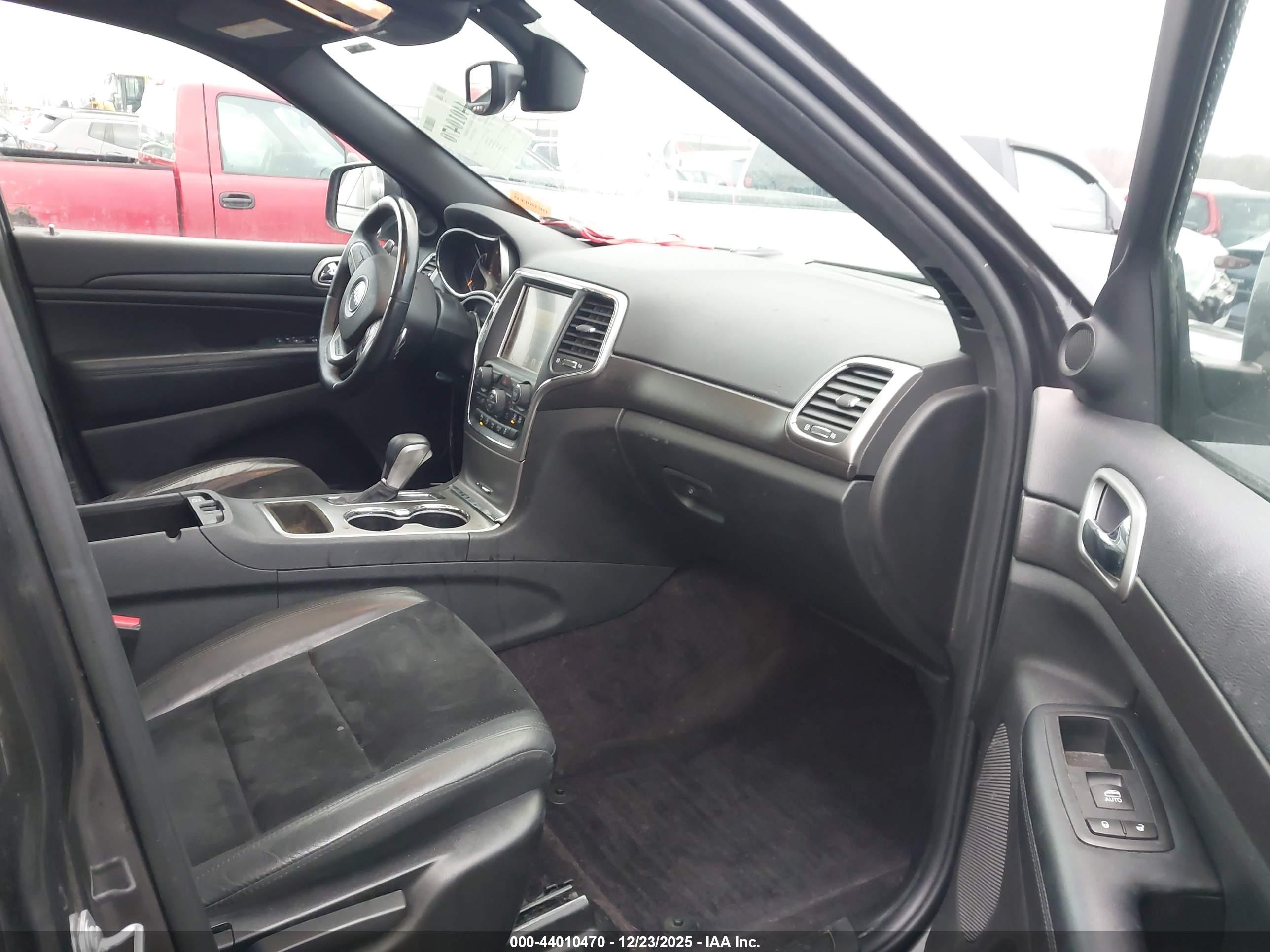 JEEP GRAND image 5