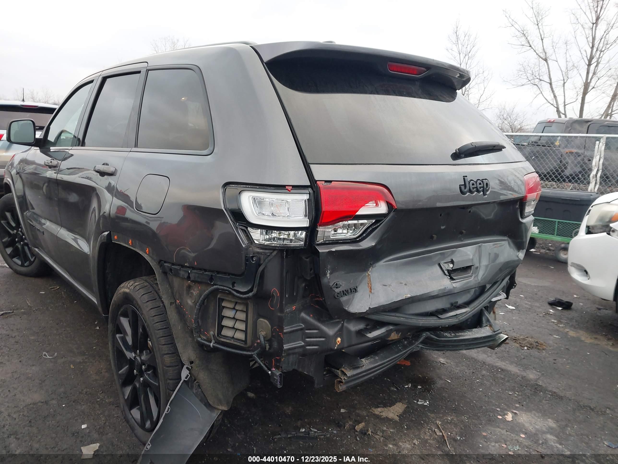 JEEP GRAND image 6