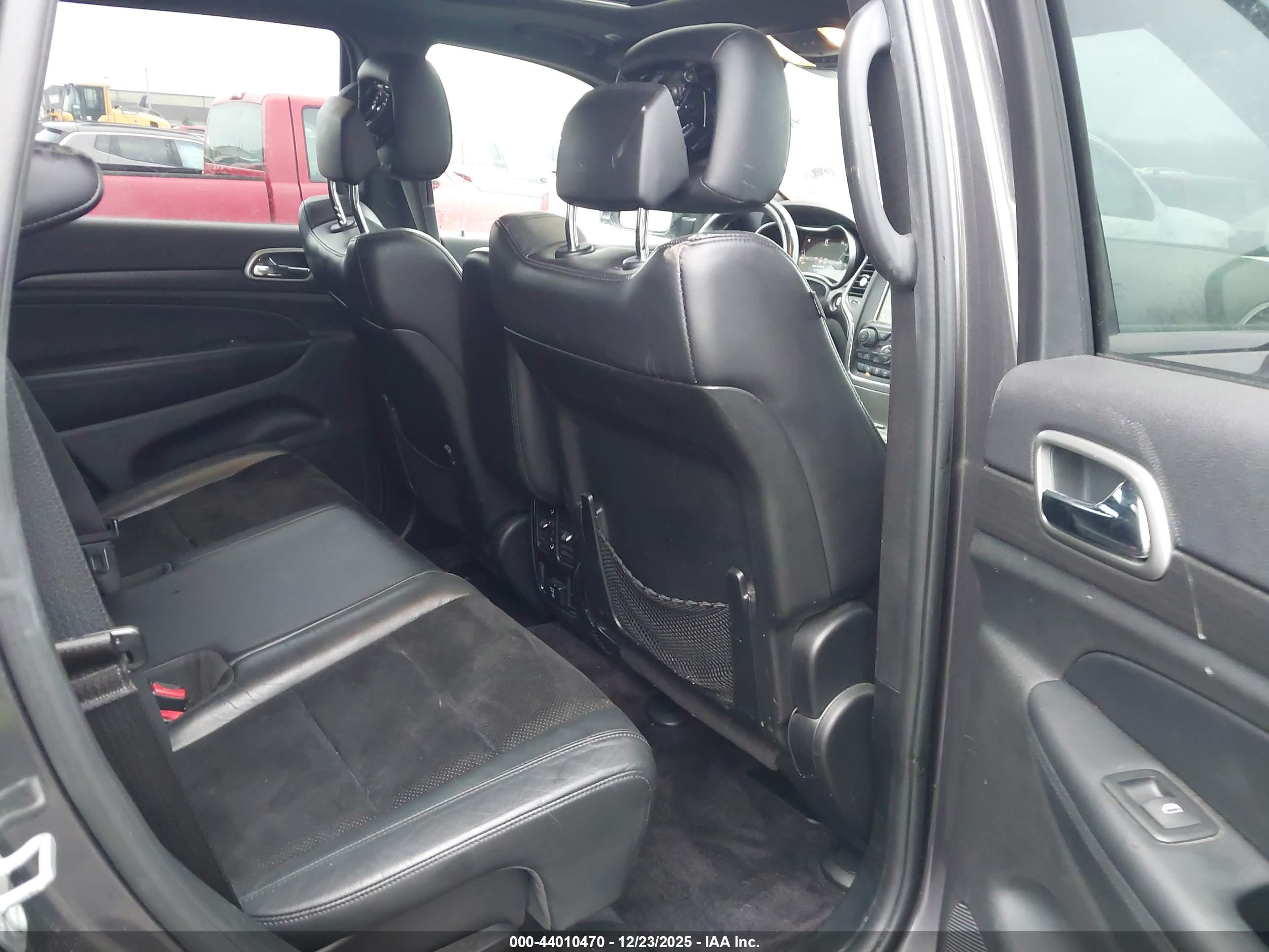 JEEP GRAND image 8