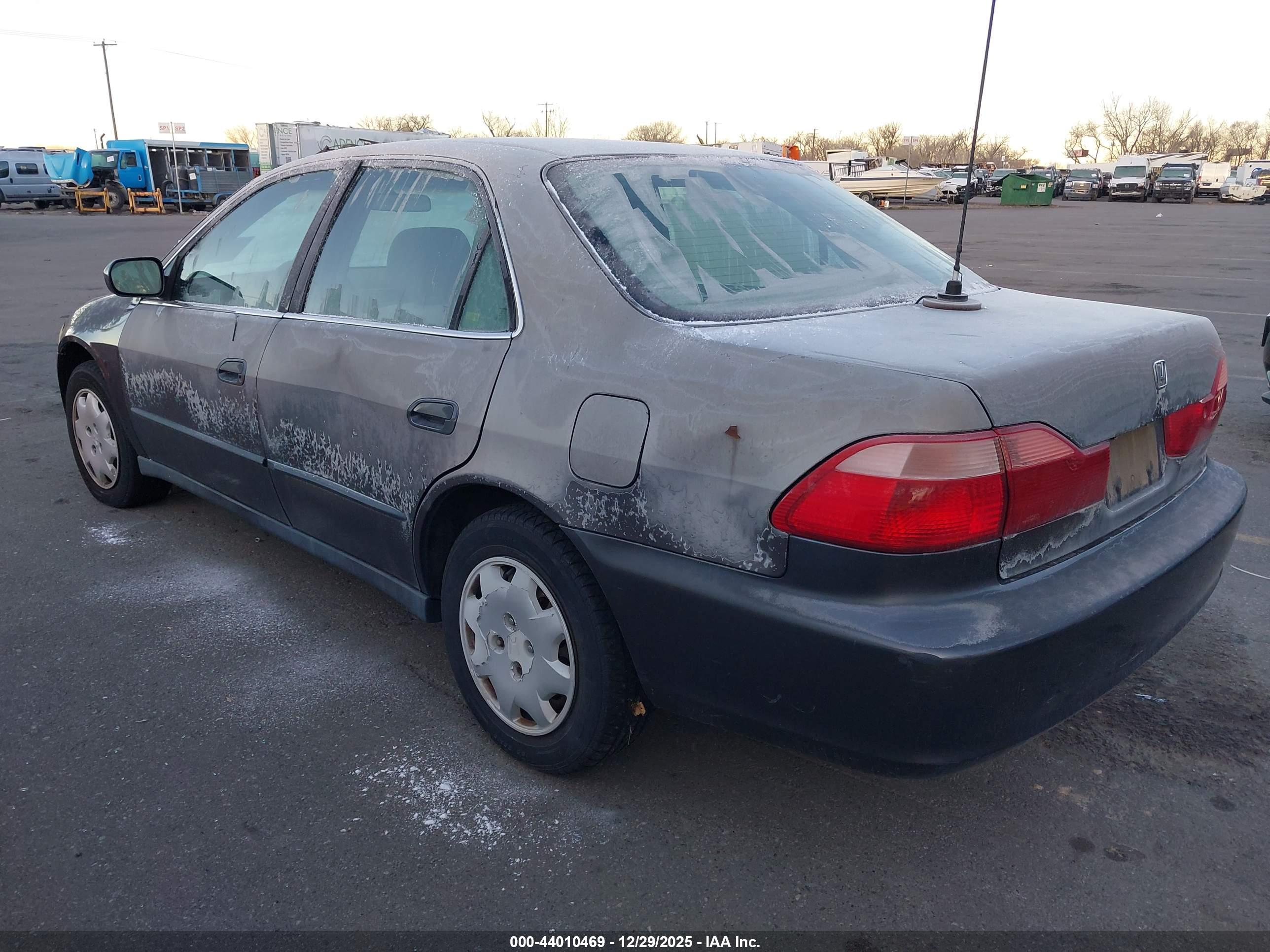 HONDA ACCORD image 3