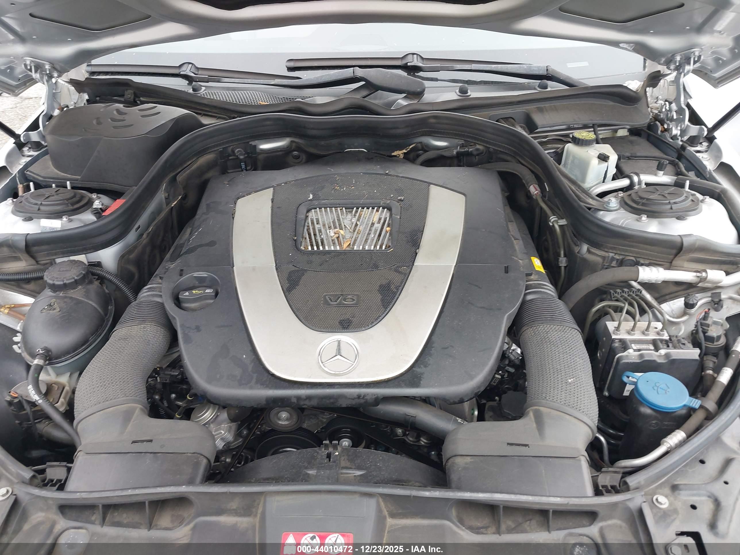 MERCEDES-BENZ E image 10