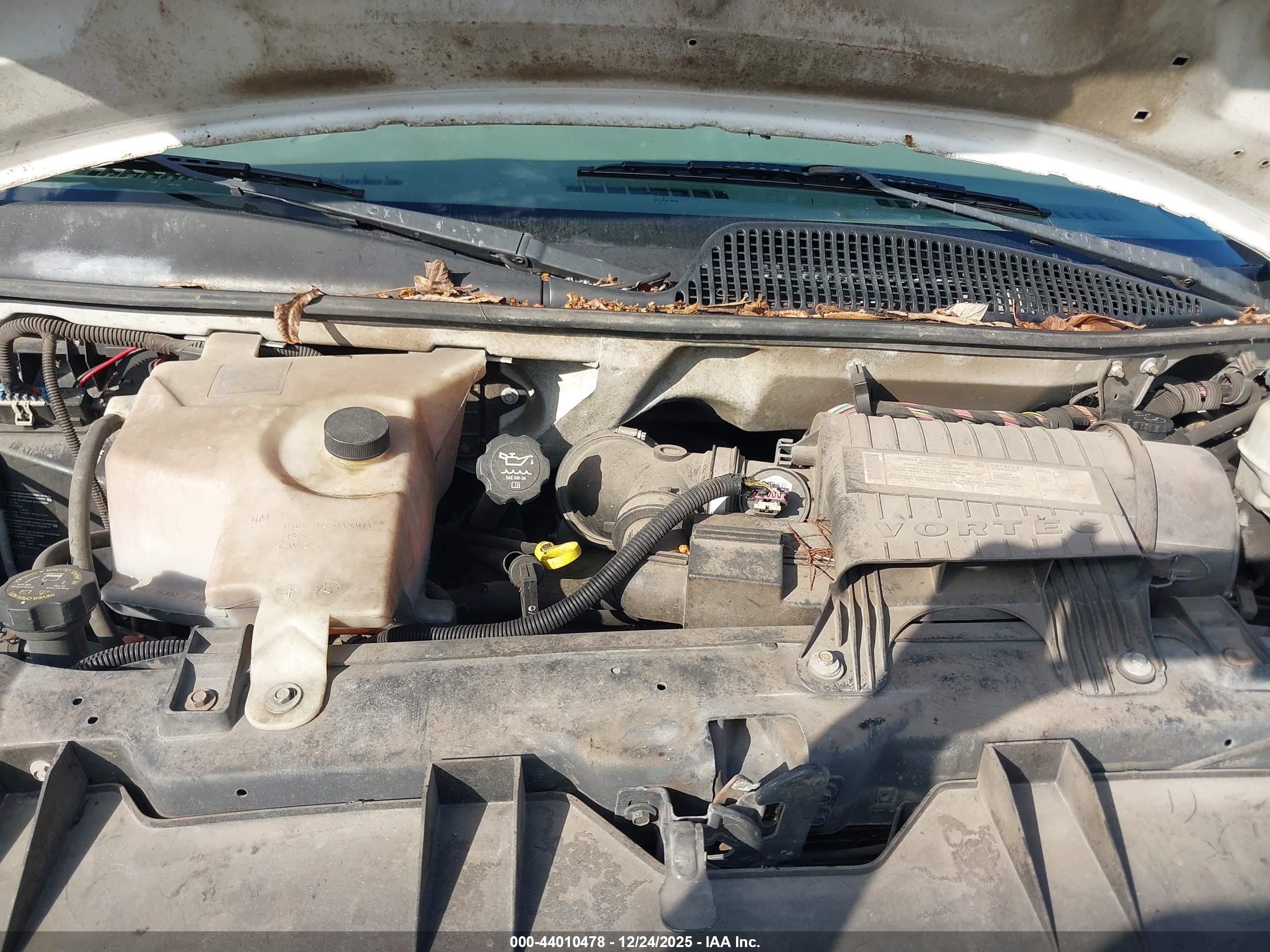 CHEVROLET EXPRESS image 10
