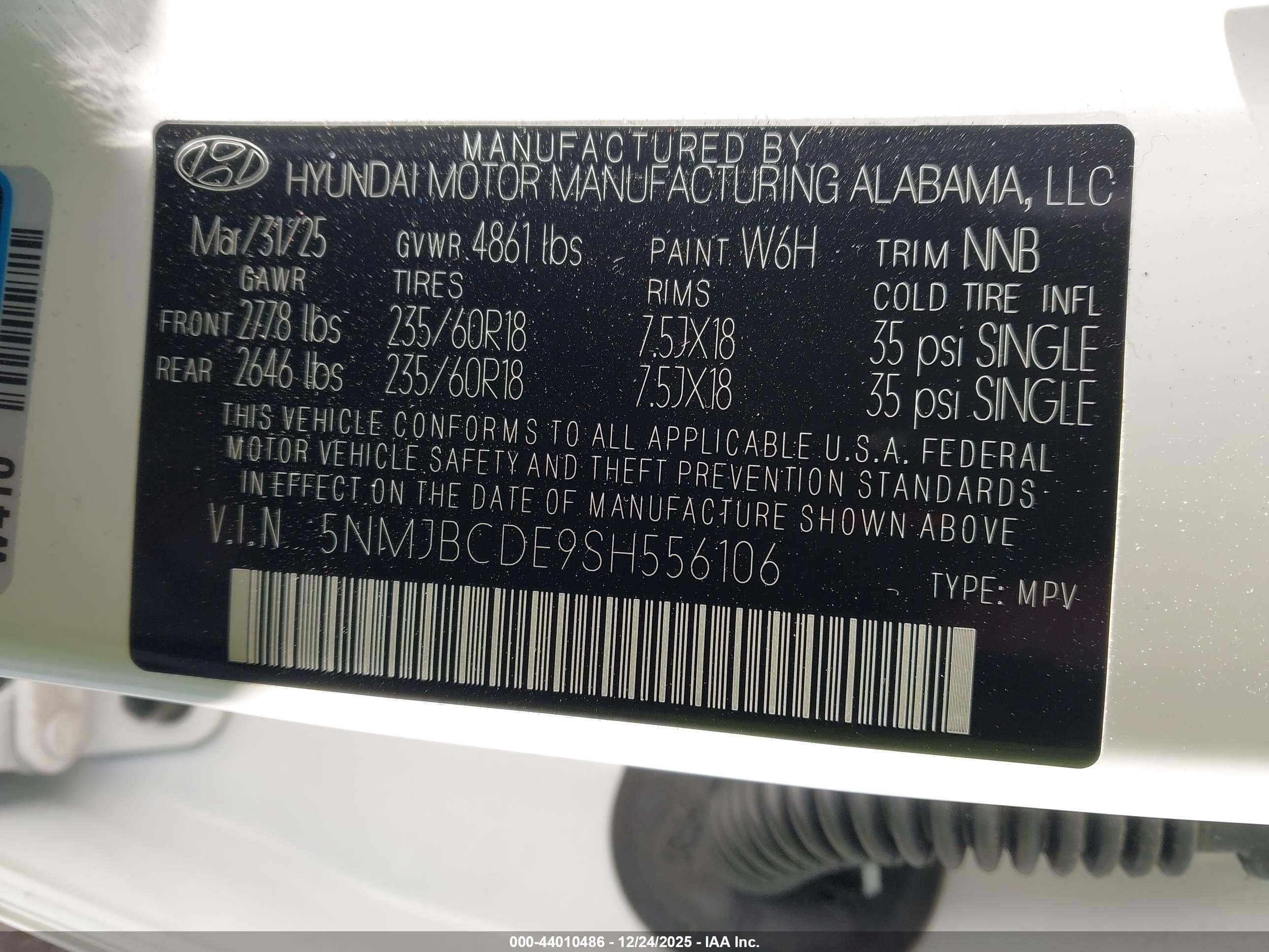 HYUNDAI TUCSON image 9