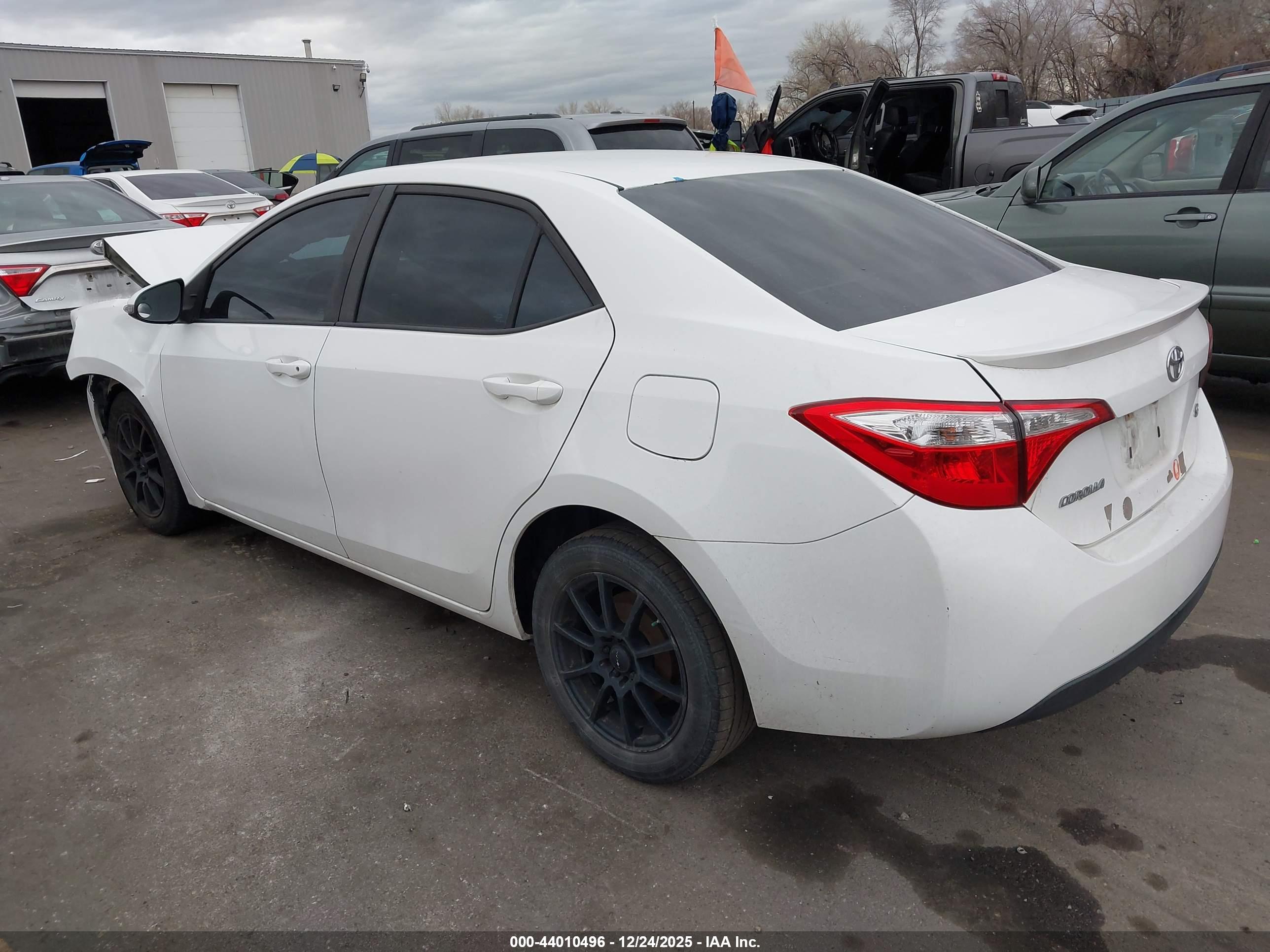 TOYOTA COROLLA image 3