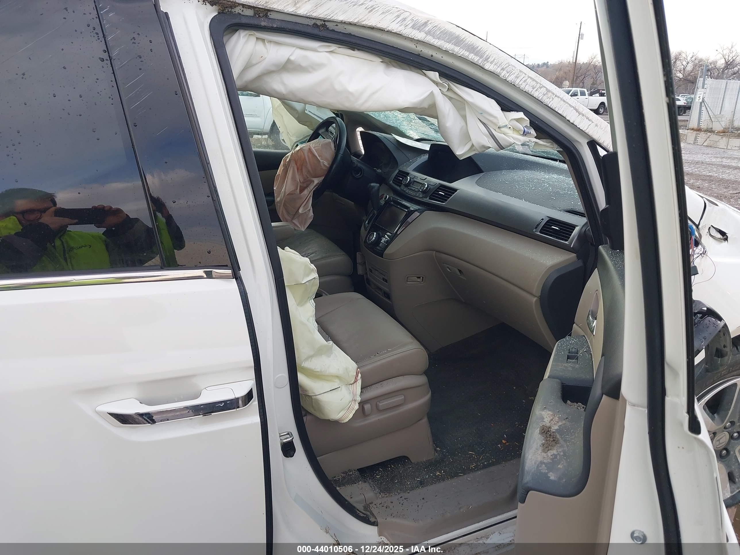 HONDA ODYSSEY image 5