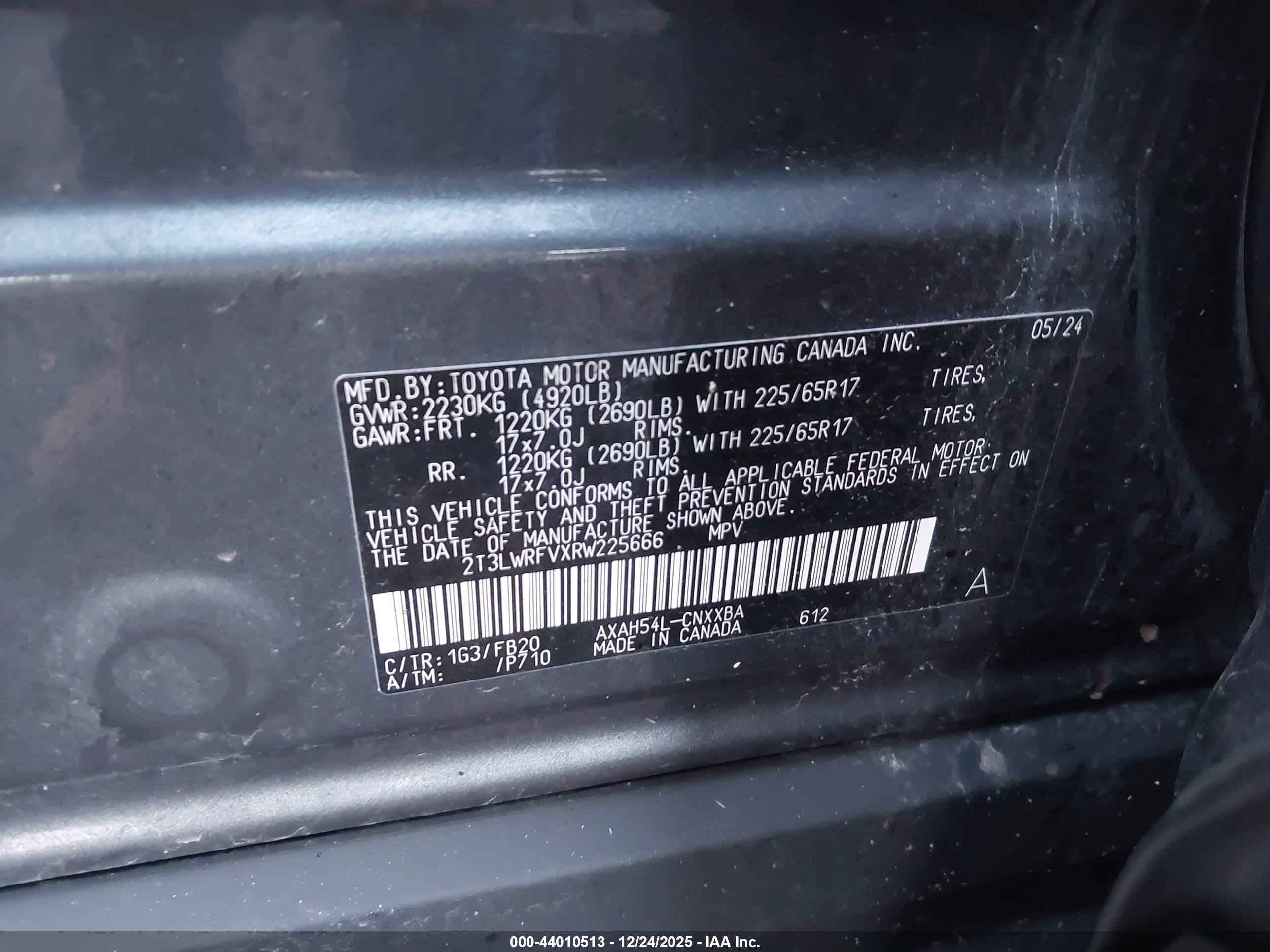 TOYOTA RAV4 image 9