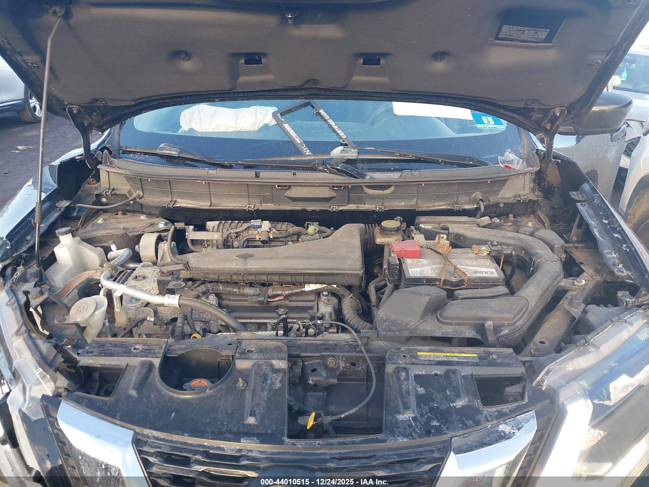 NISSAN ROGUE image 10