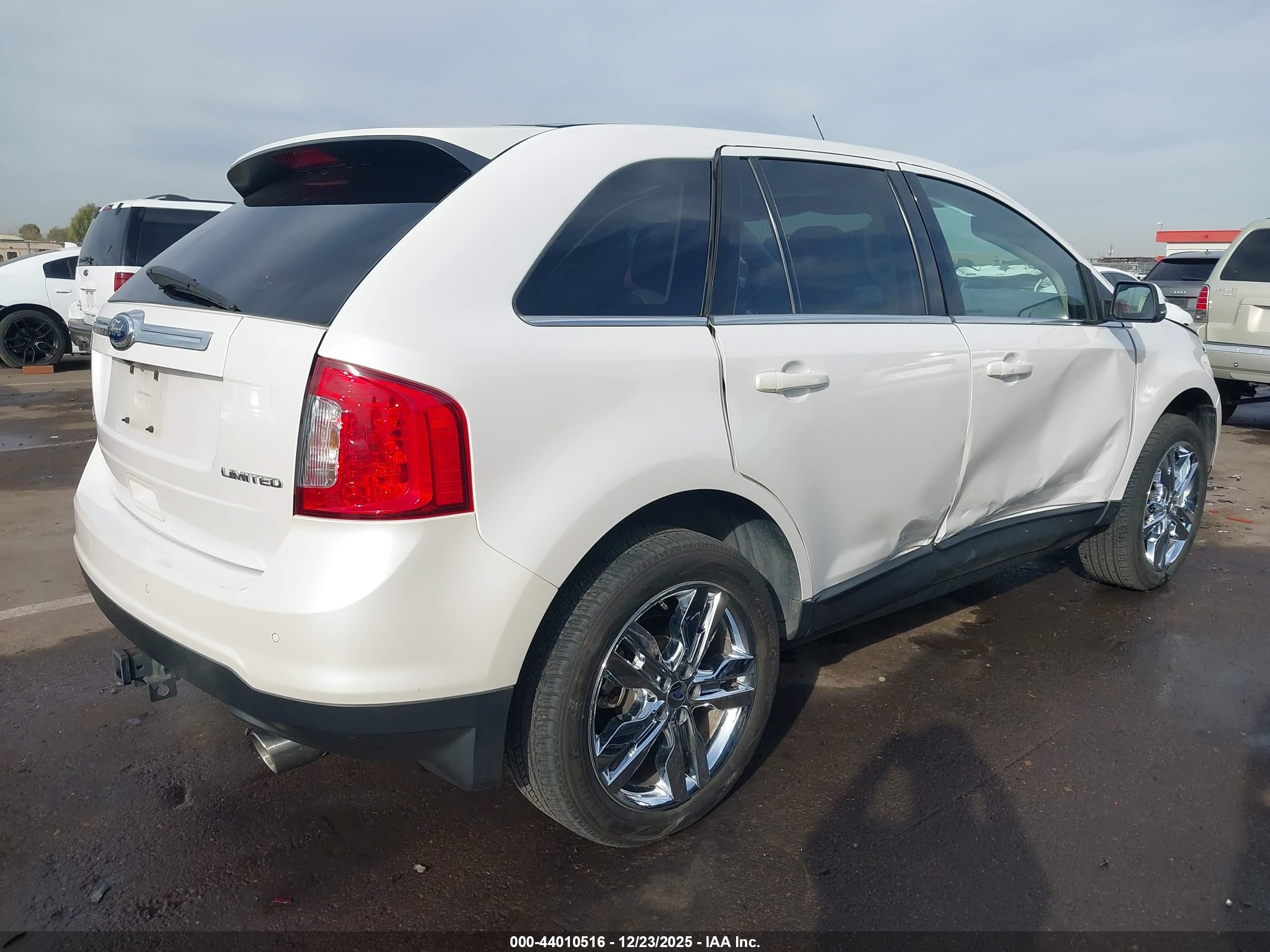 FORD EDGE image 4