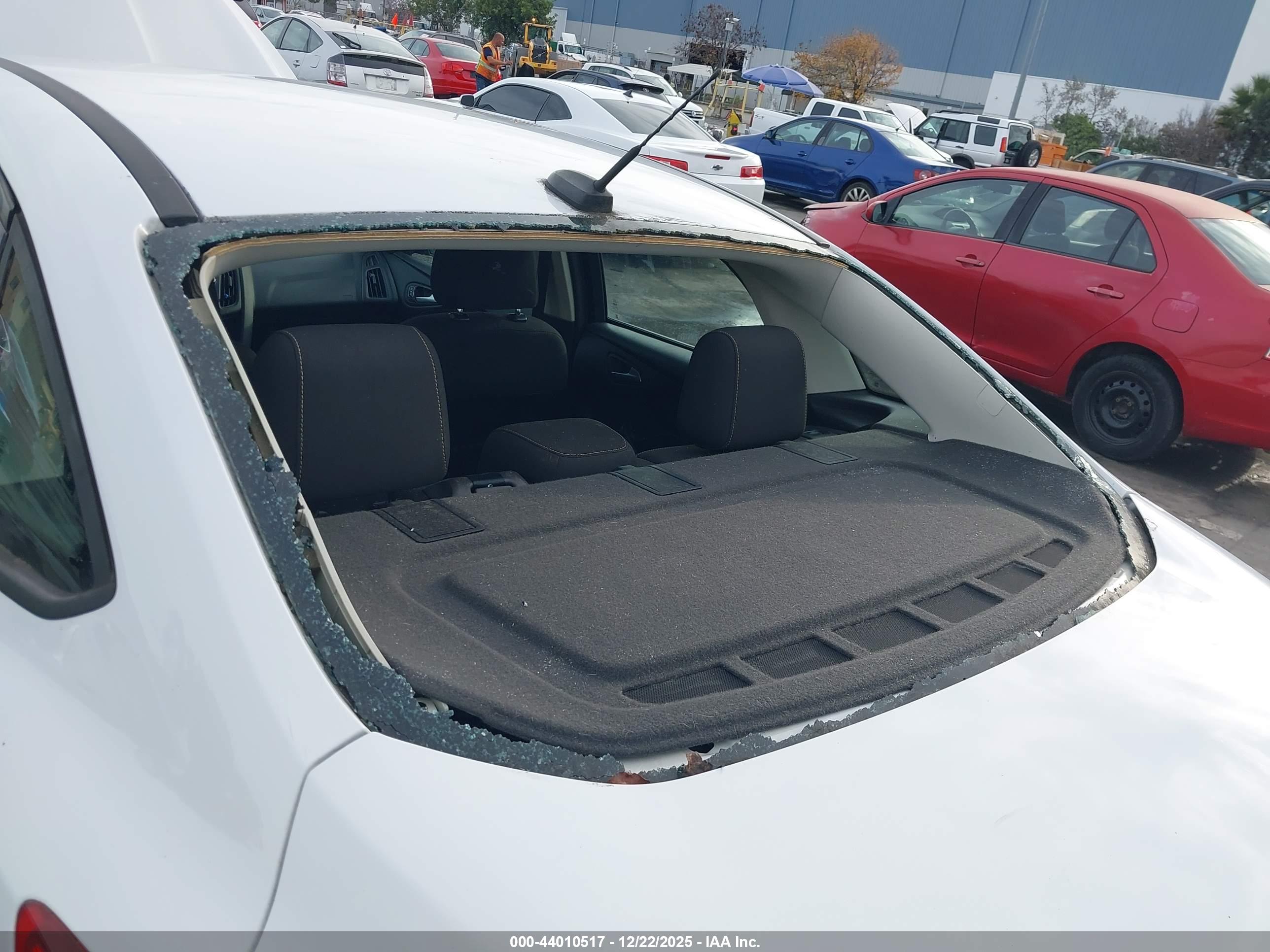 FORD FOCUS image 6