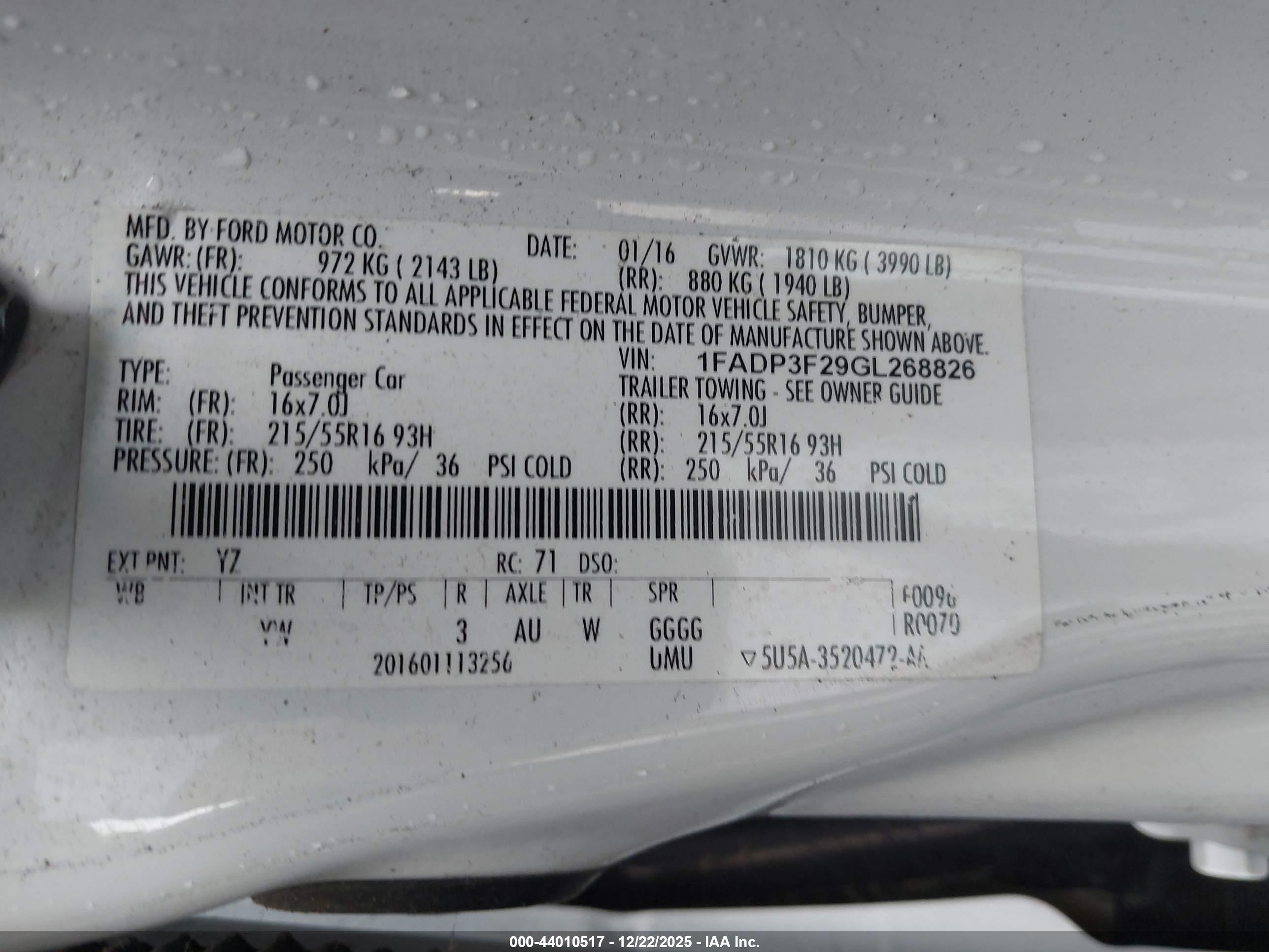 FORD FOCUS image 9