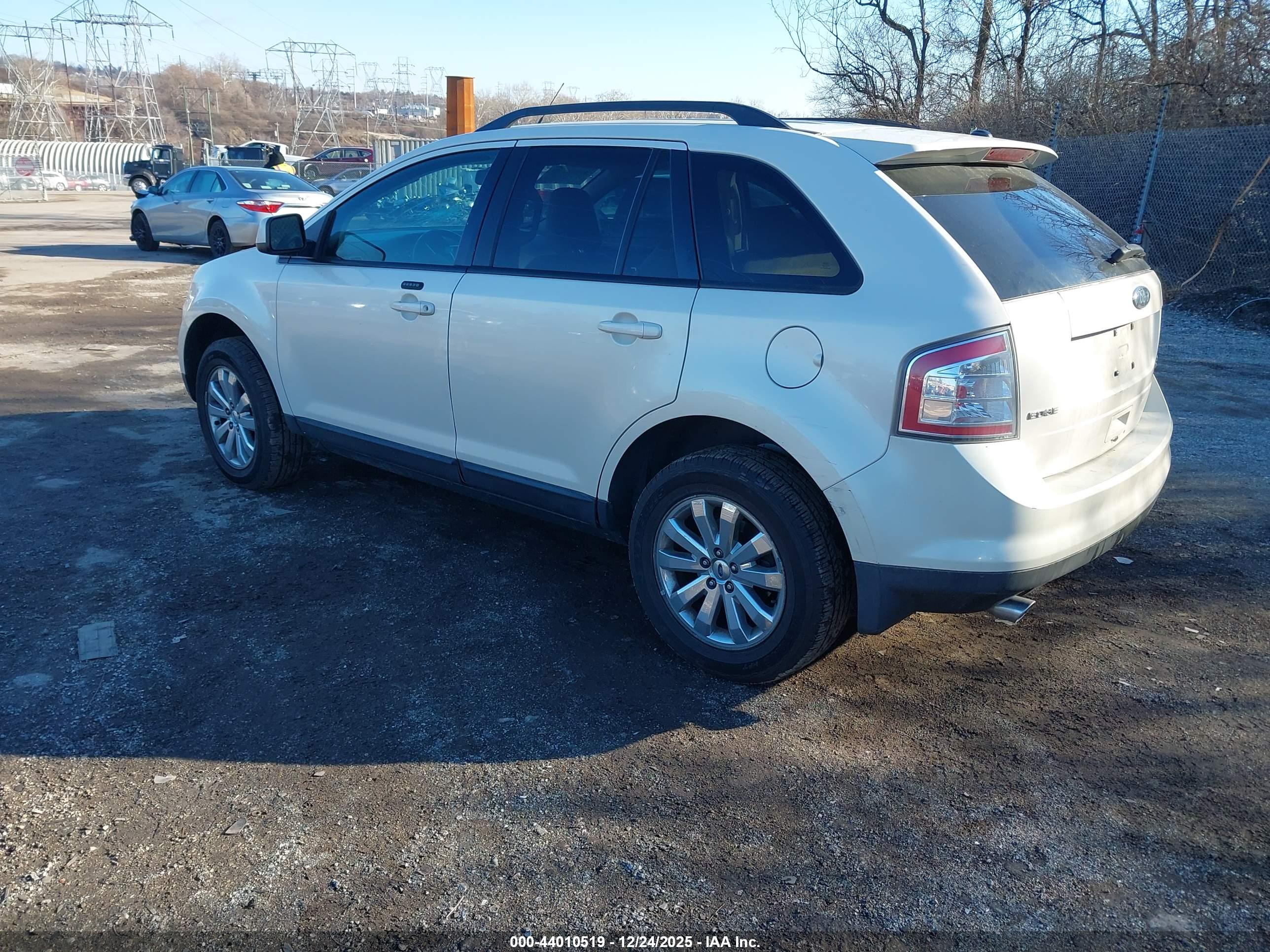 FORD EDGE image 3