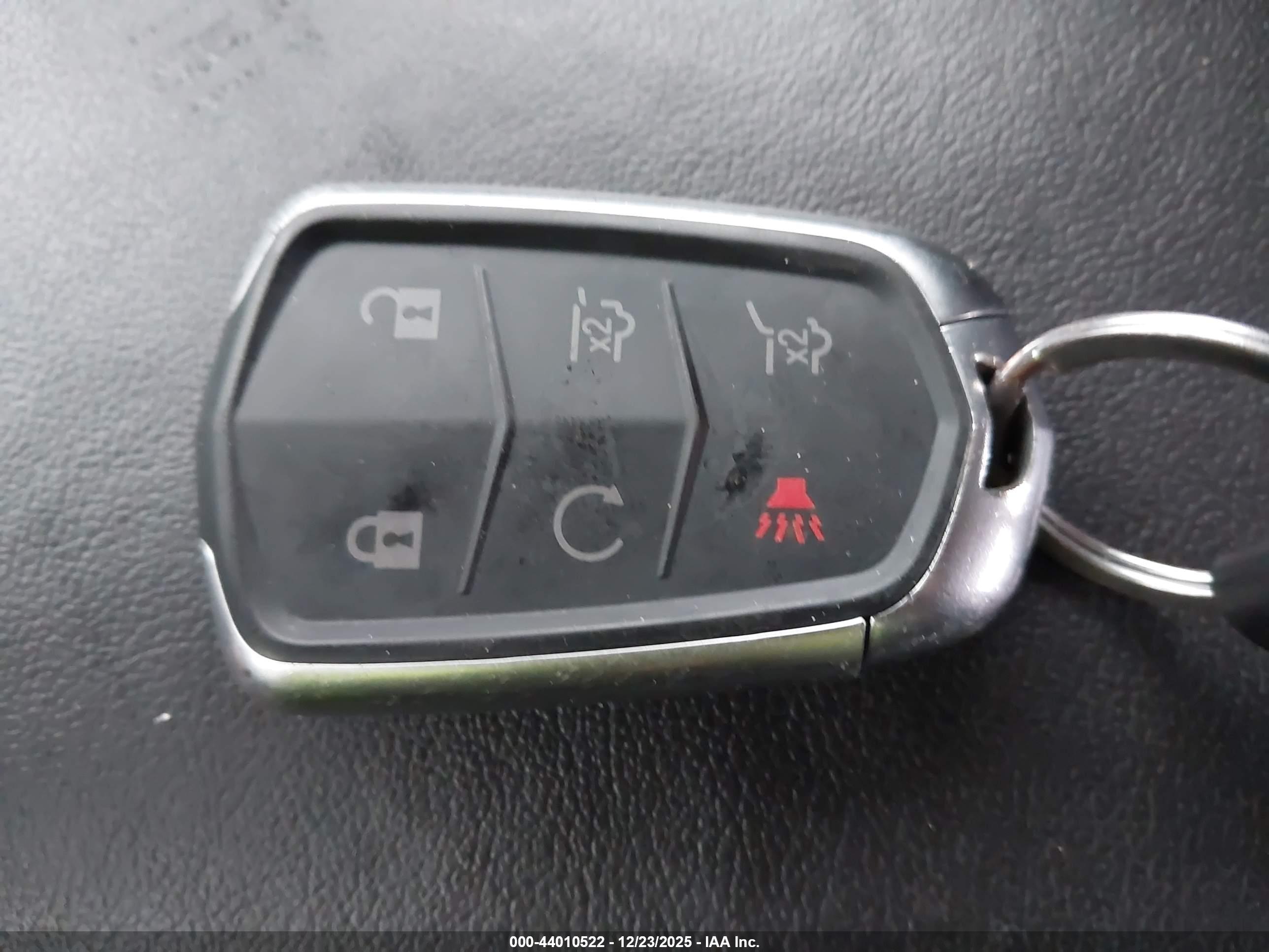 CADILLAC SRX image 11