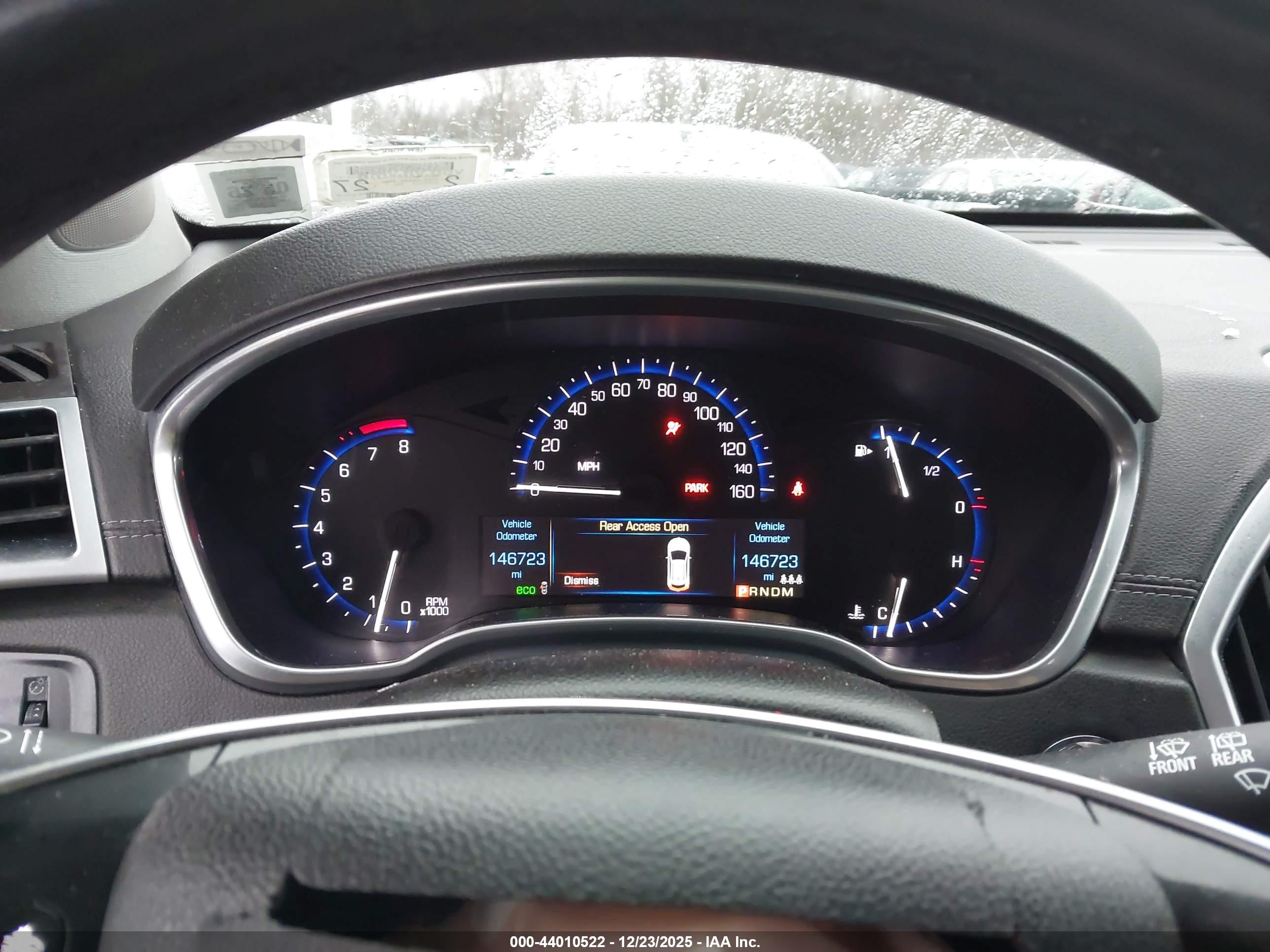 CADILLAC SRX image 7