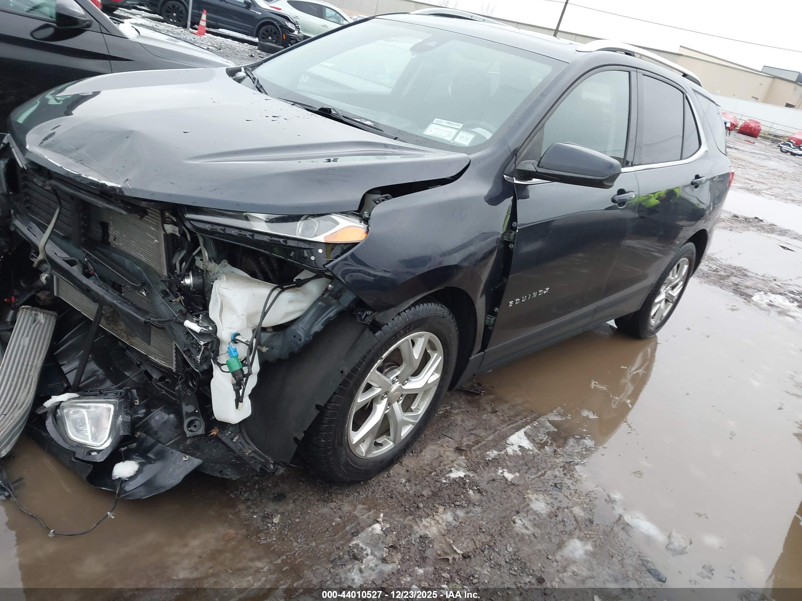 CHEVROLET EQUINOX image 2