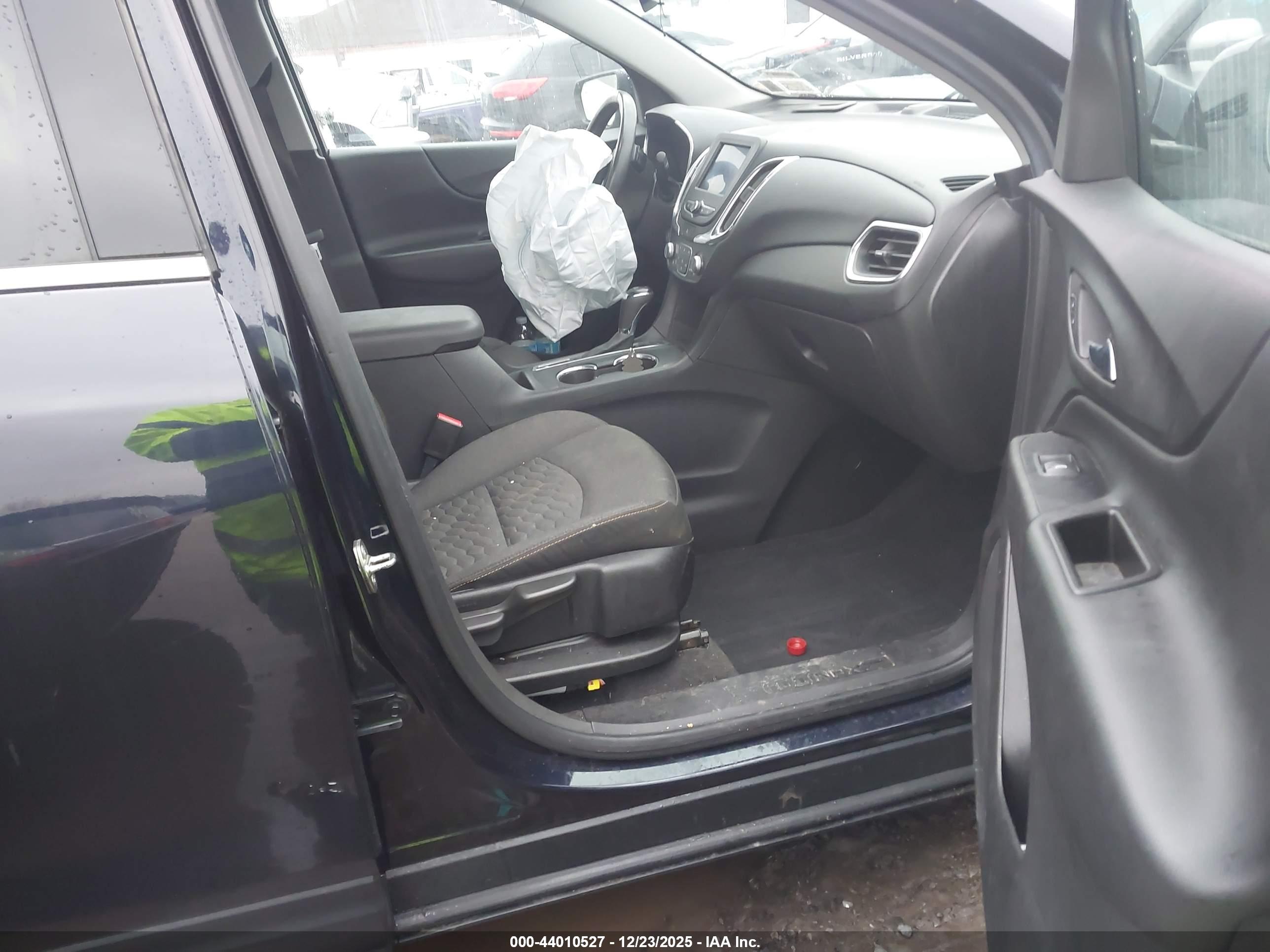 CHEVROLET EQUINOX image 5