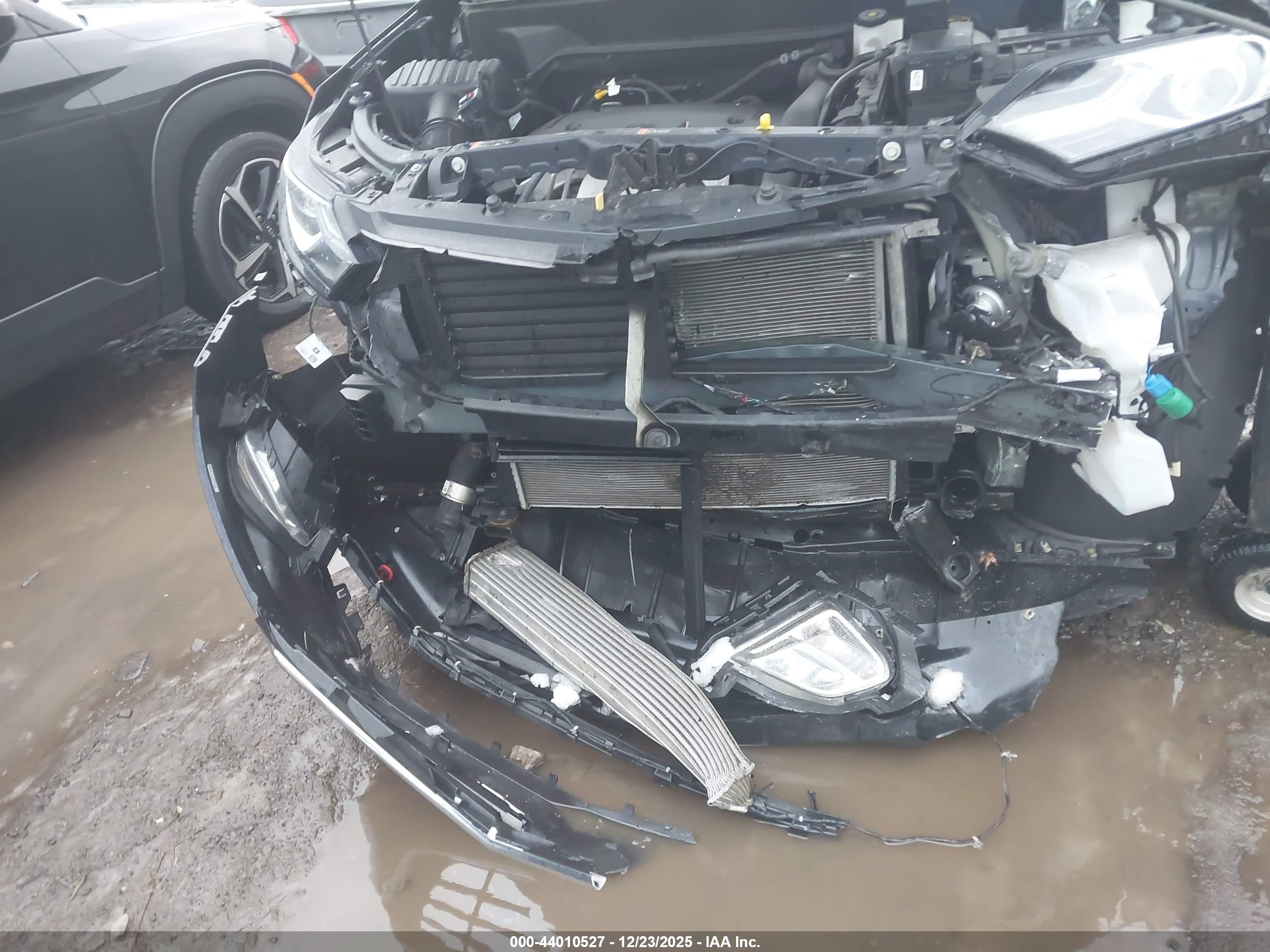 CHEVROLET EQUINOX image 6