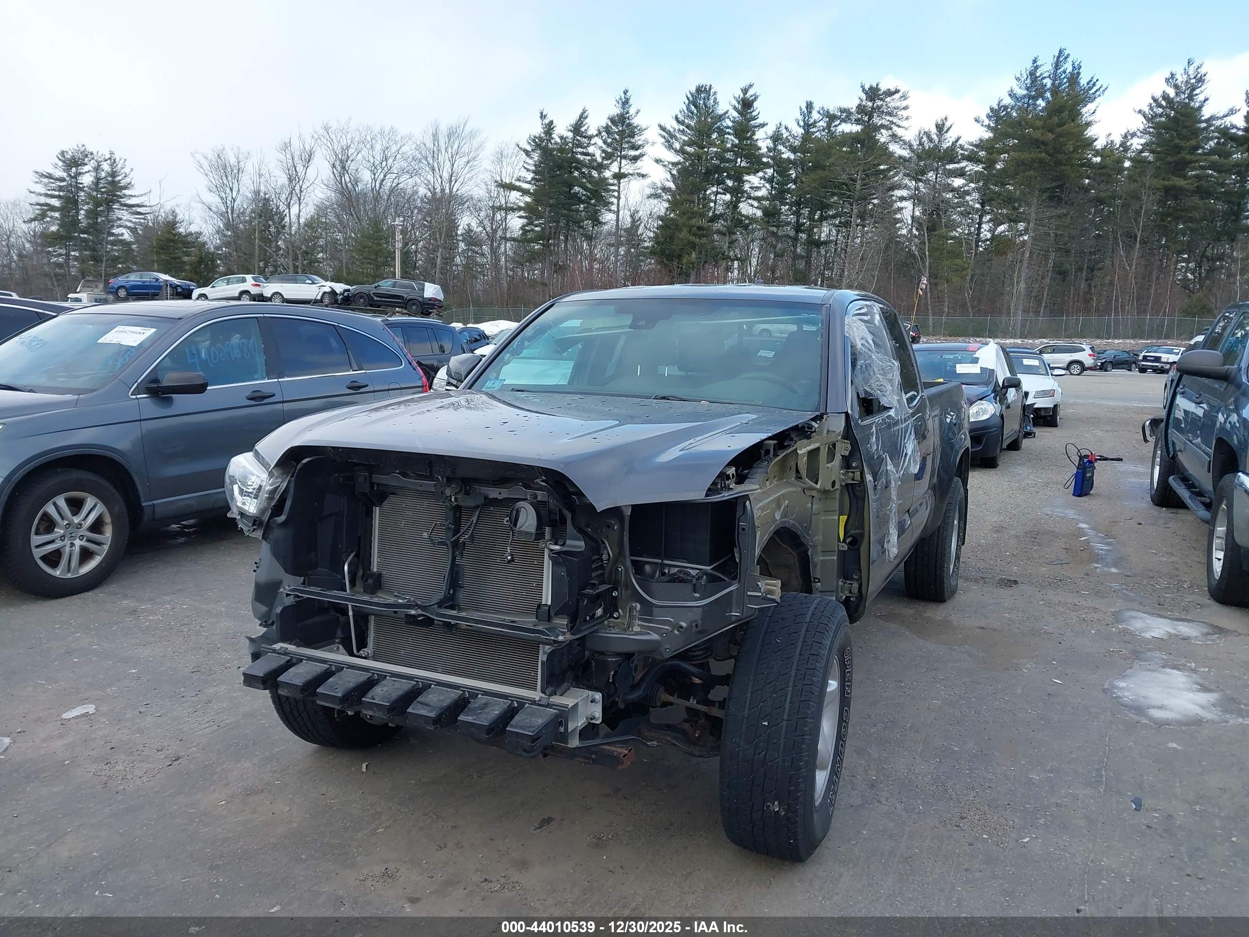 TOYOTA TACOMA image 2