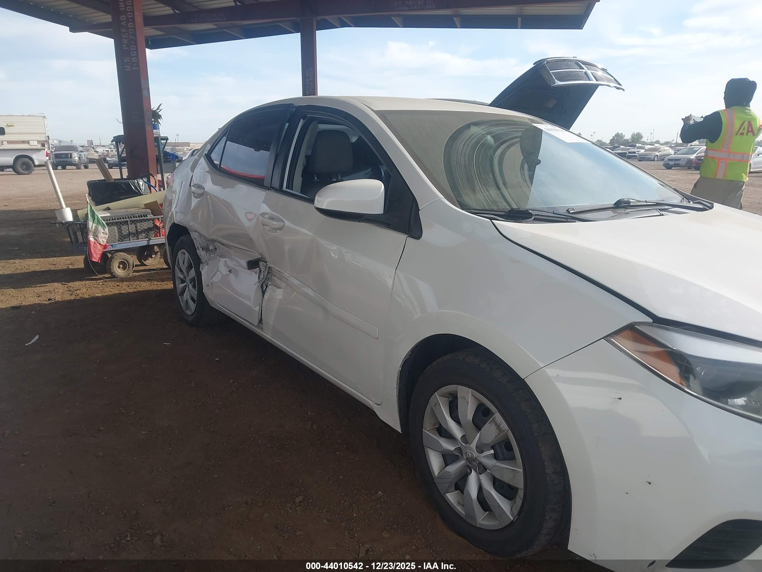 TOYOTA COROLLA image 6