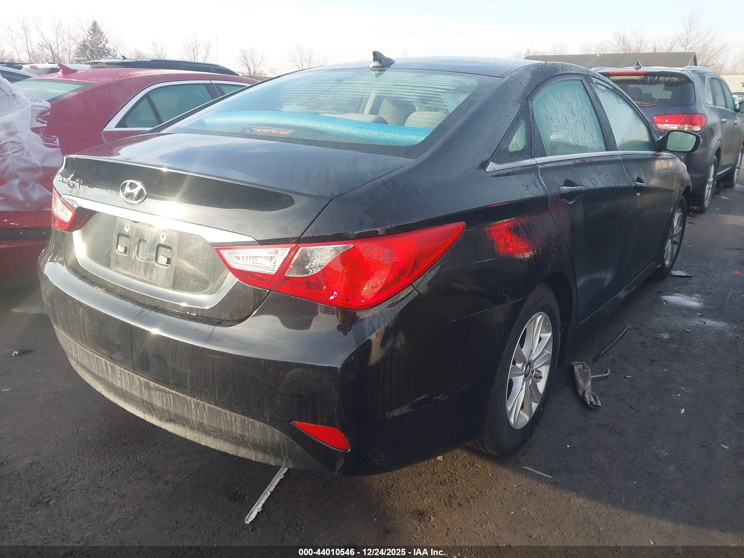 HYUNDAI SONATA image 4