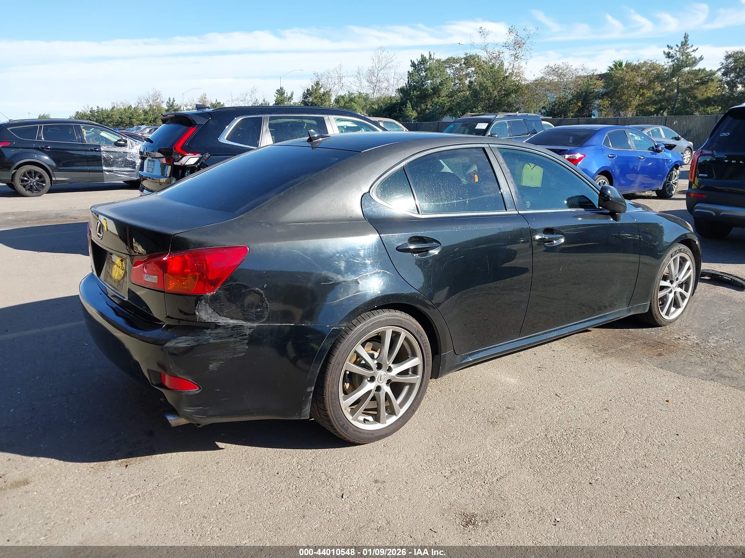 LEXUS IS image 4