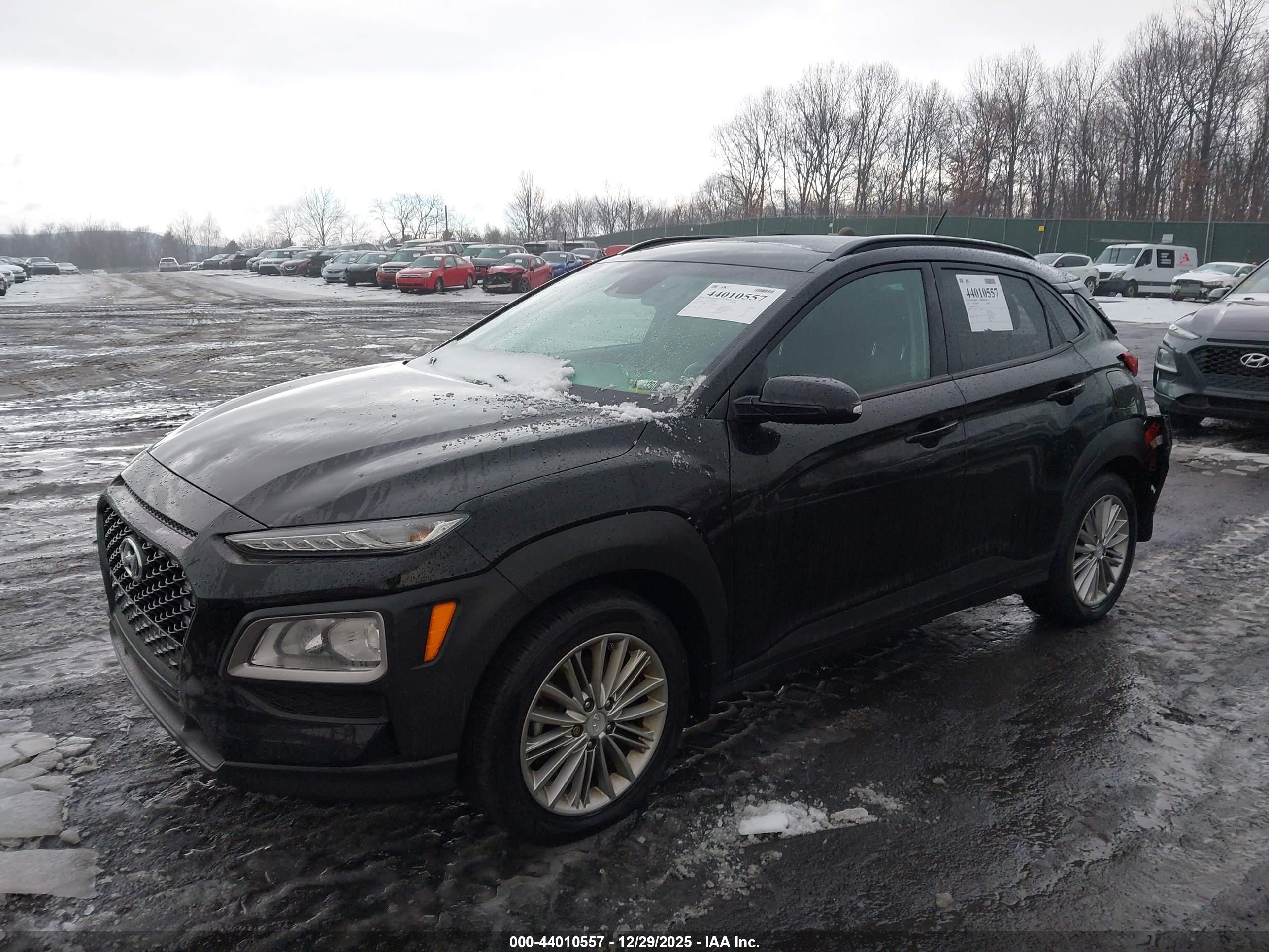 HYUNDAI KONA image 2