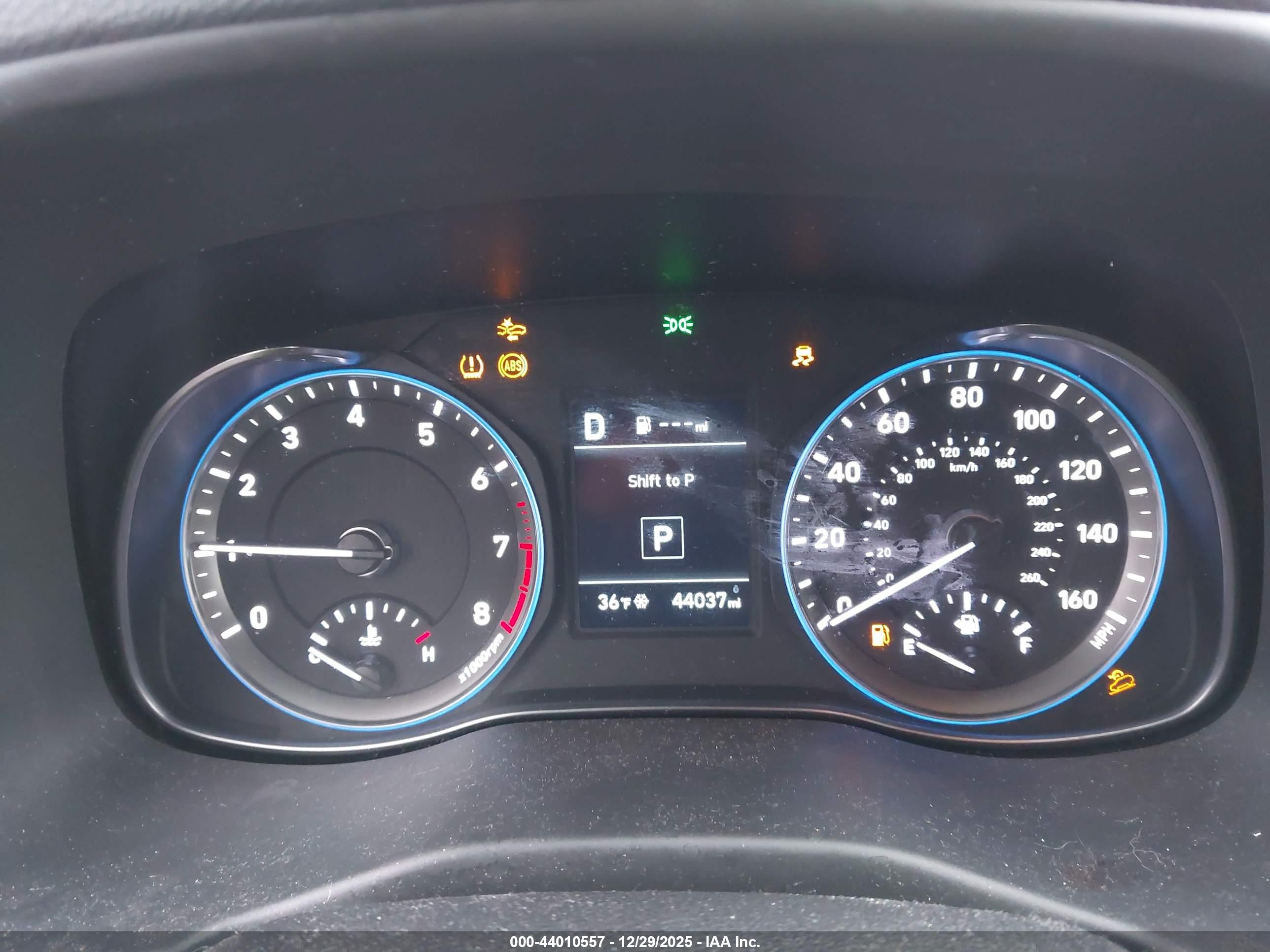 HYUNDAI KONA image 7