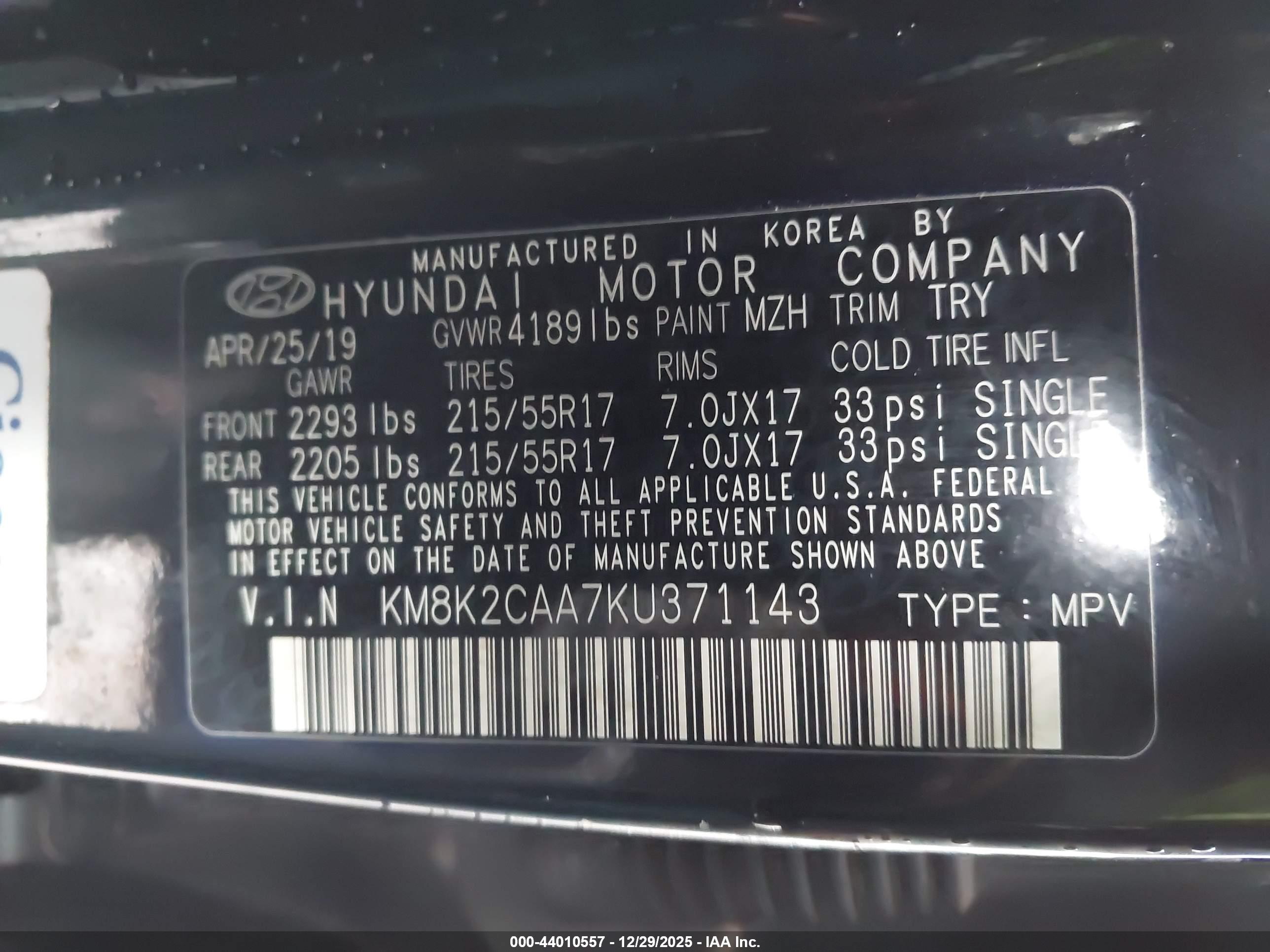 HYUNDAI KONA image 9