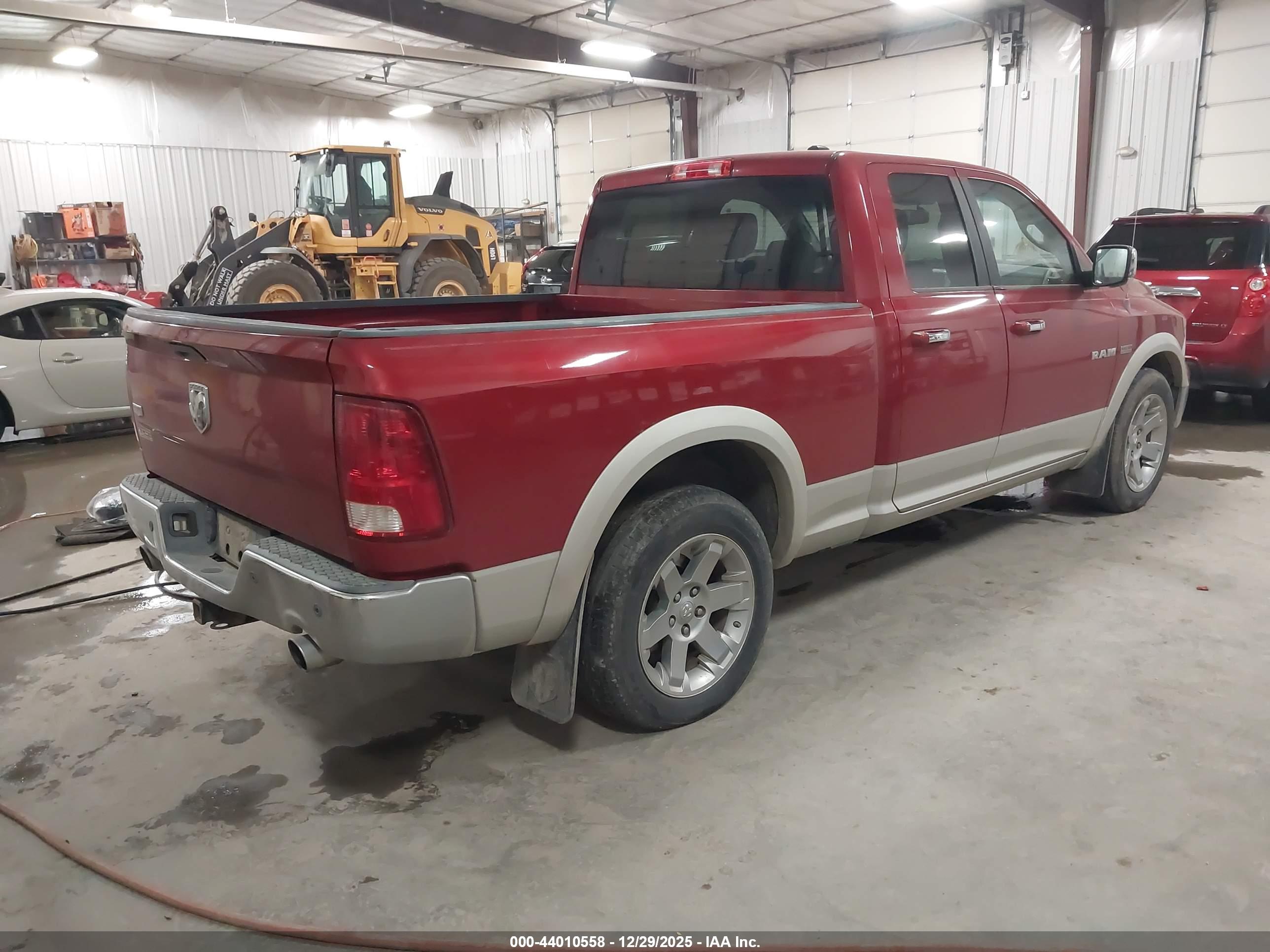 DODGE RAM image 4