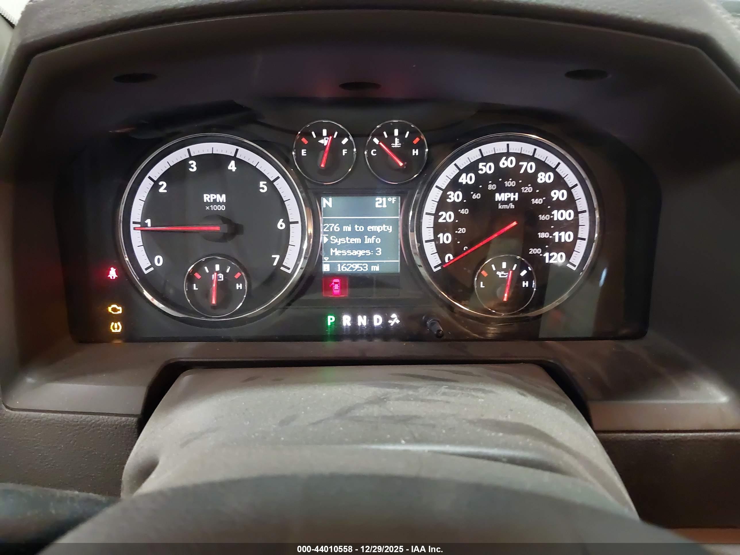 DODGE RAM image 7