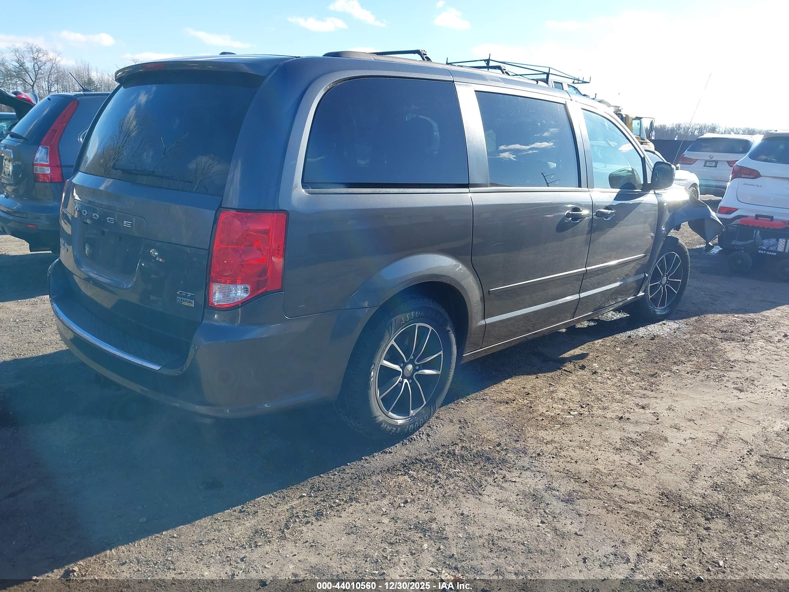 DODGE GRAND image 4
