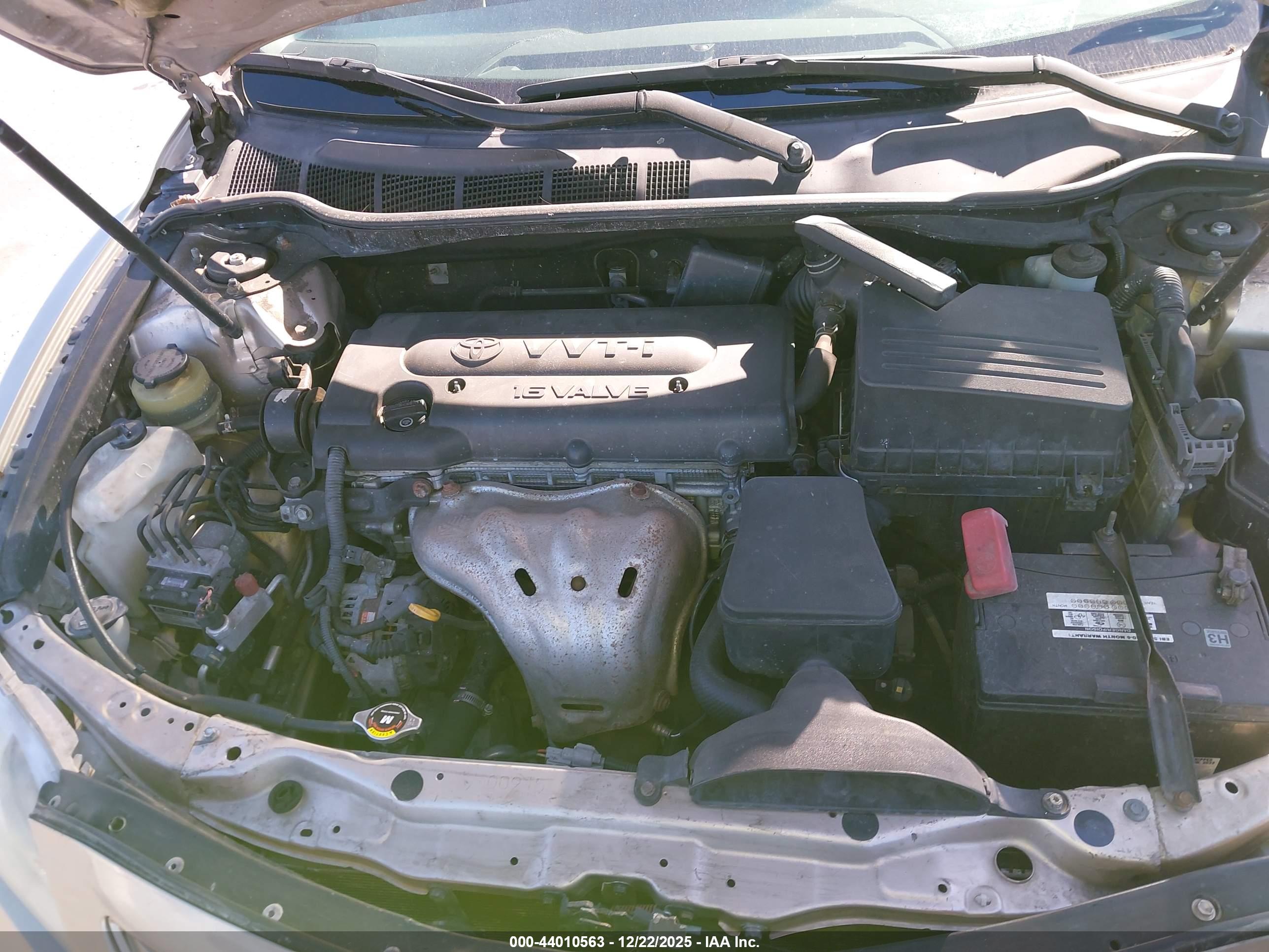 TOYOTA CAMRY image 10