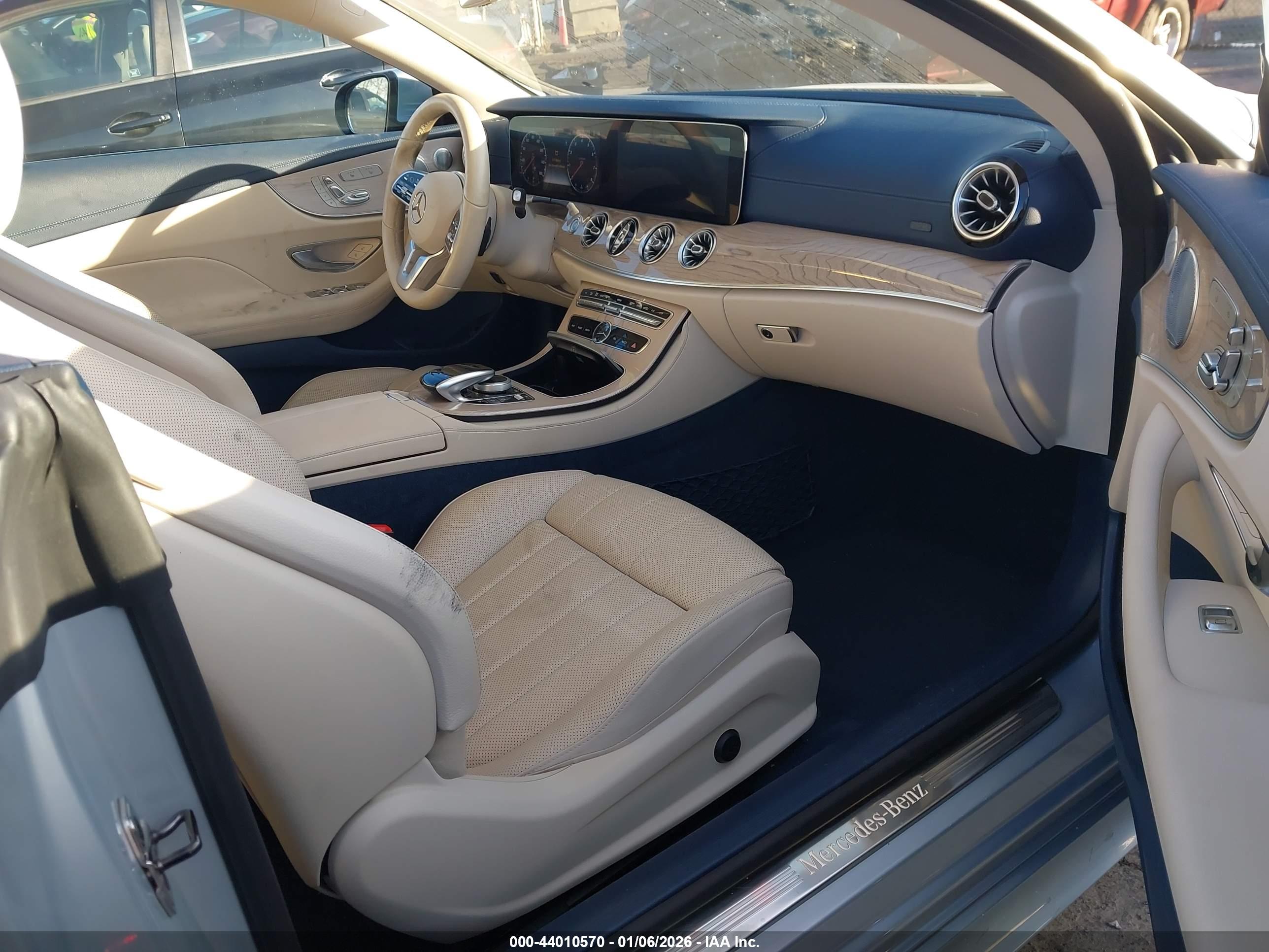 MERCEDES-BENZ E image 5