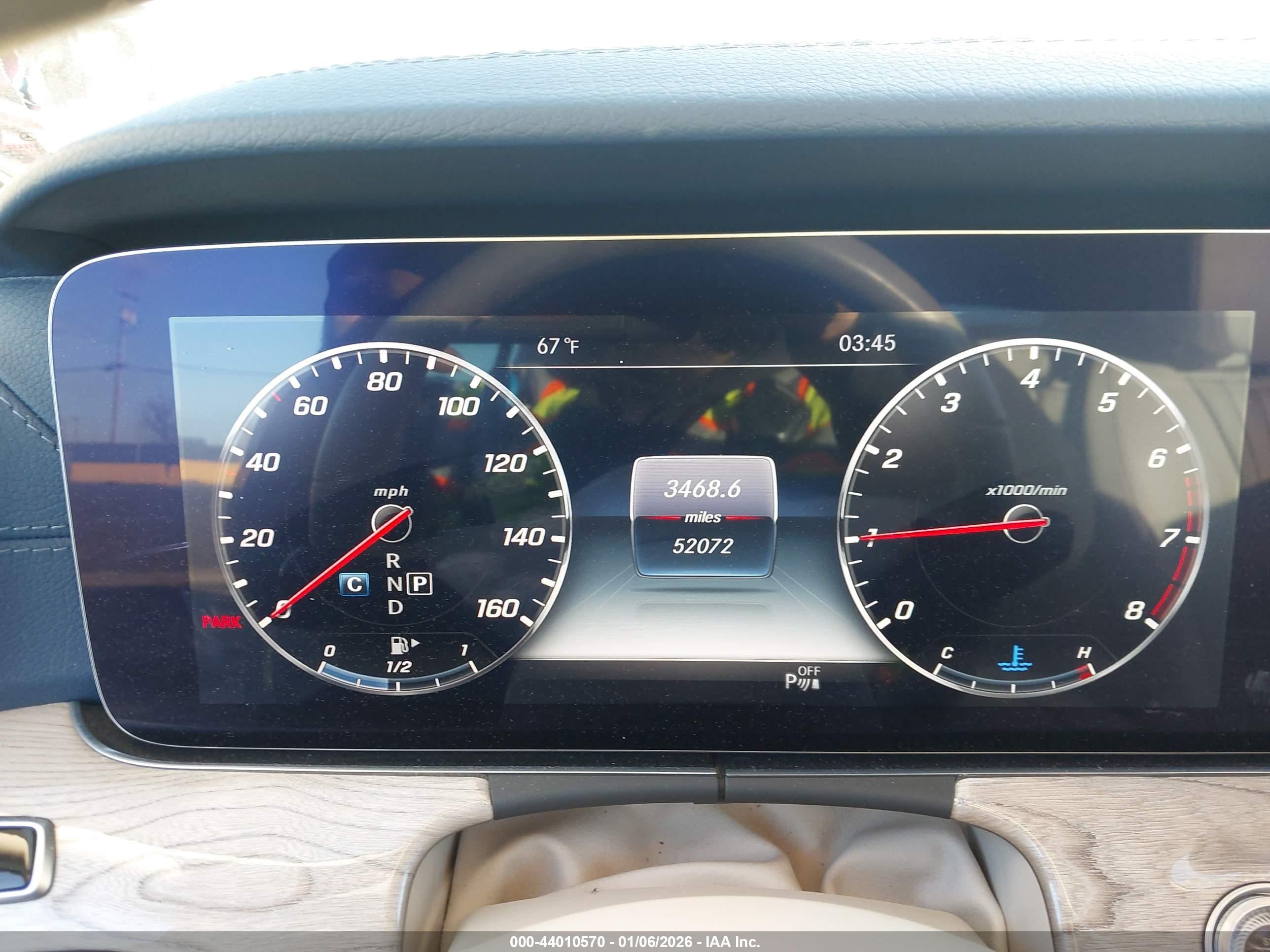 MERCEDES-BENZ E image 7