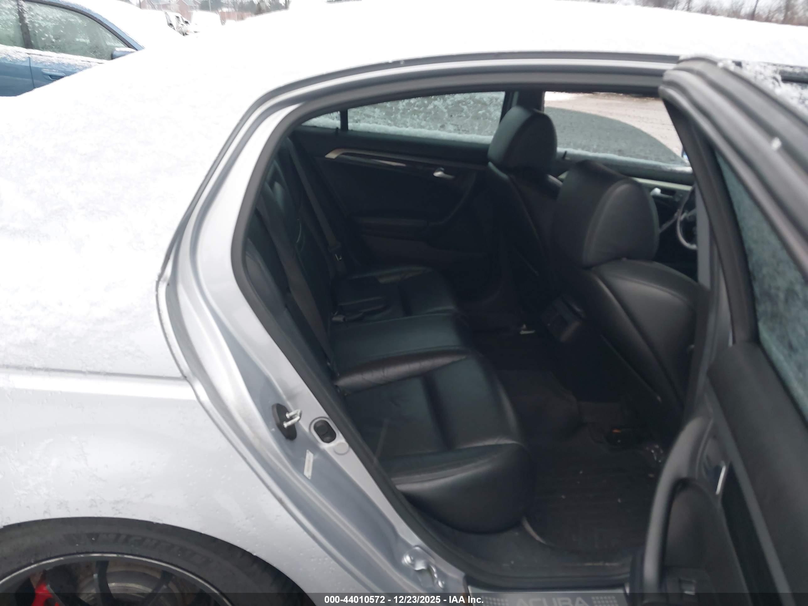 ACURA TL image 8