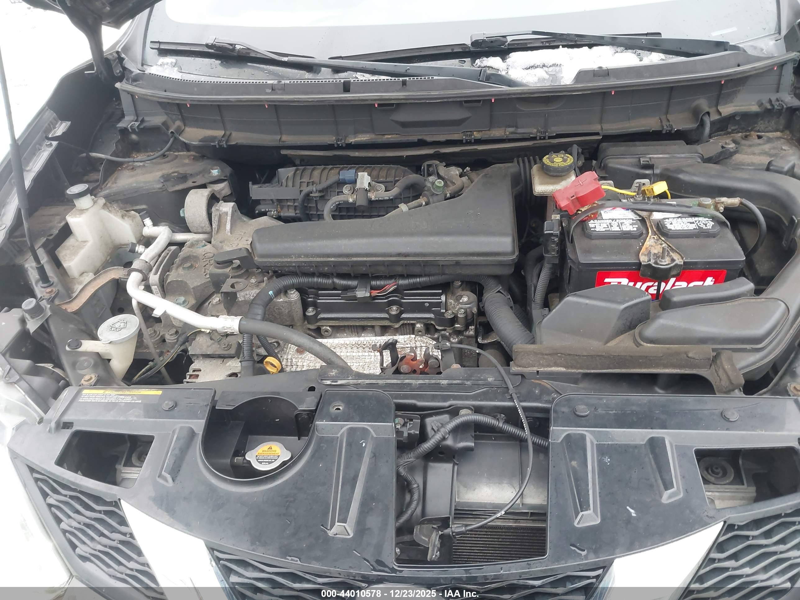 NISSAN ROGUE image 10