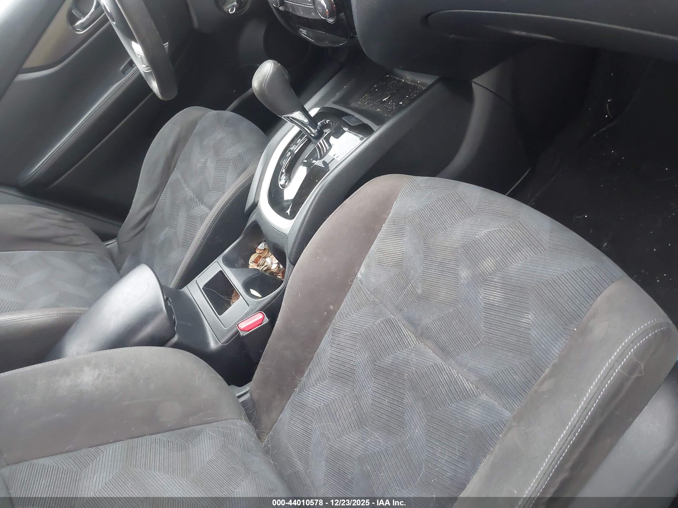 NISSAN ROGUE image 5