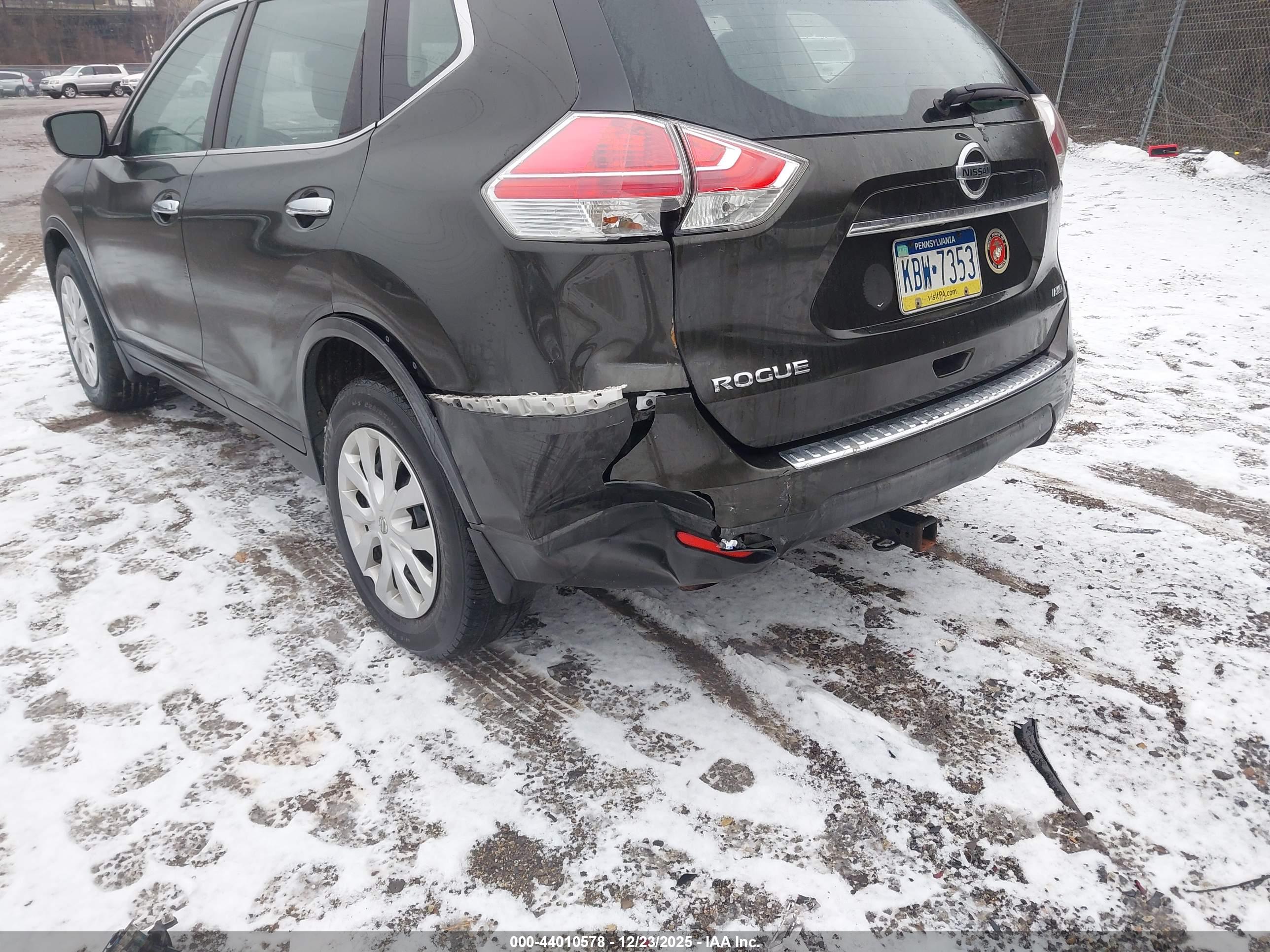 NISSAN ROGUE image 6