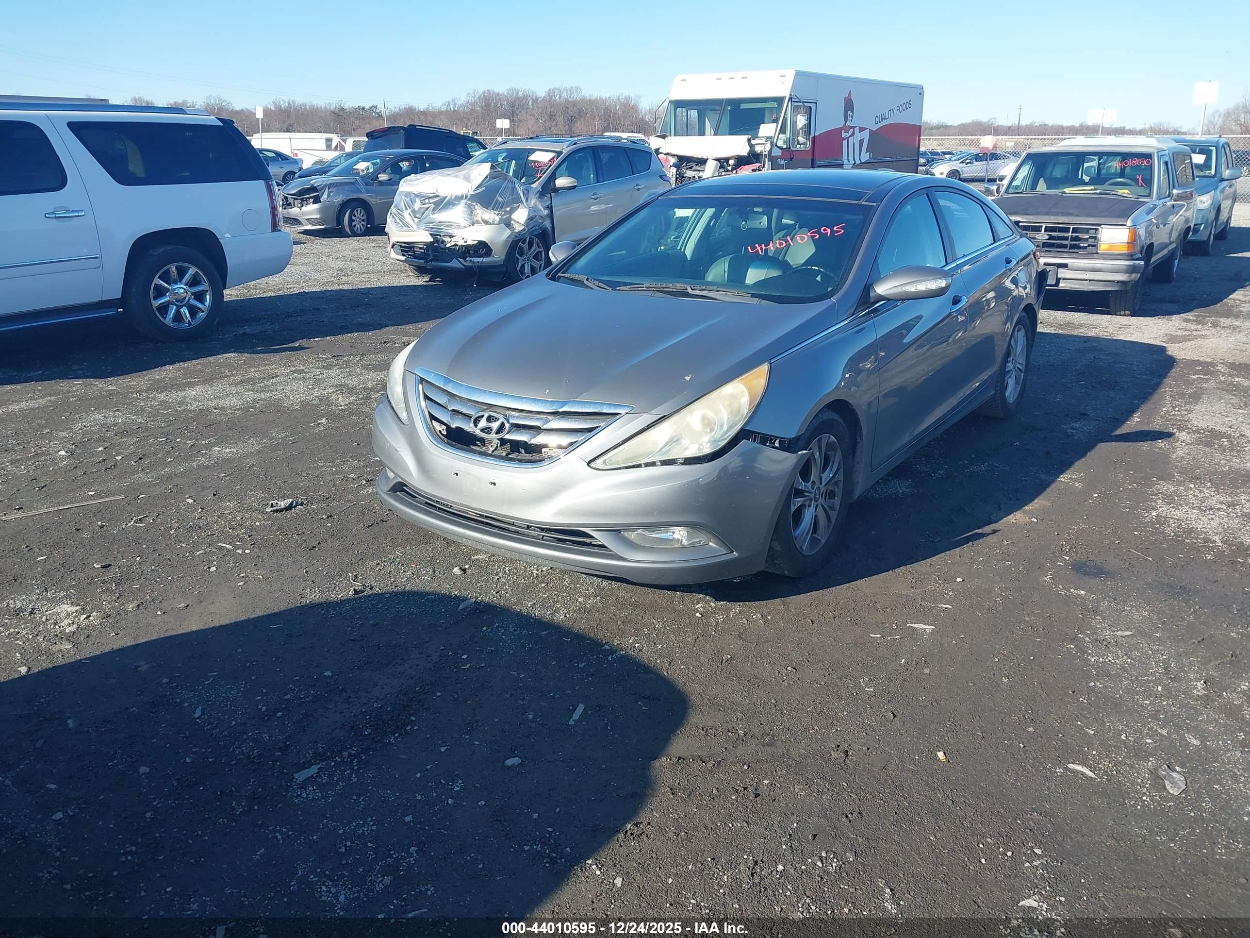 HYUNDAI SONATA image 2