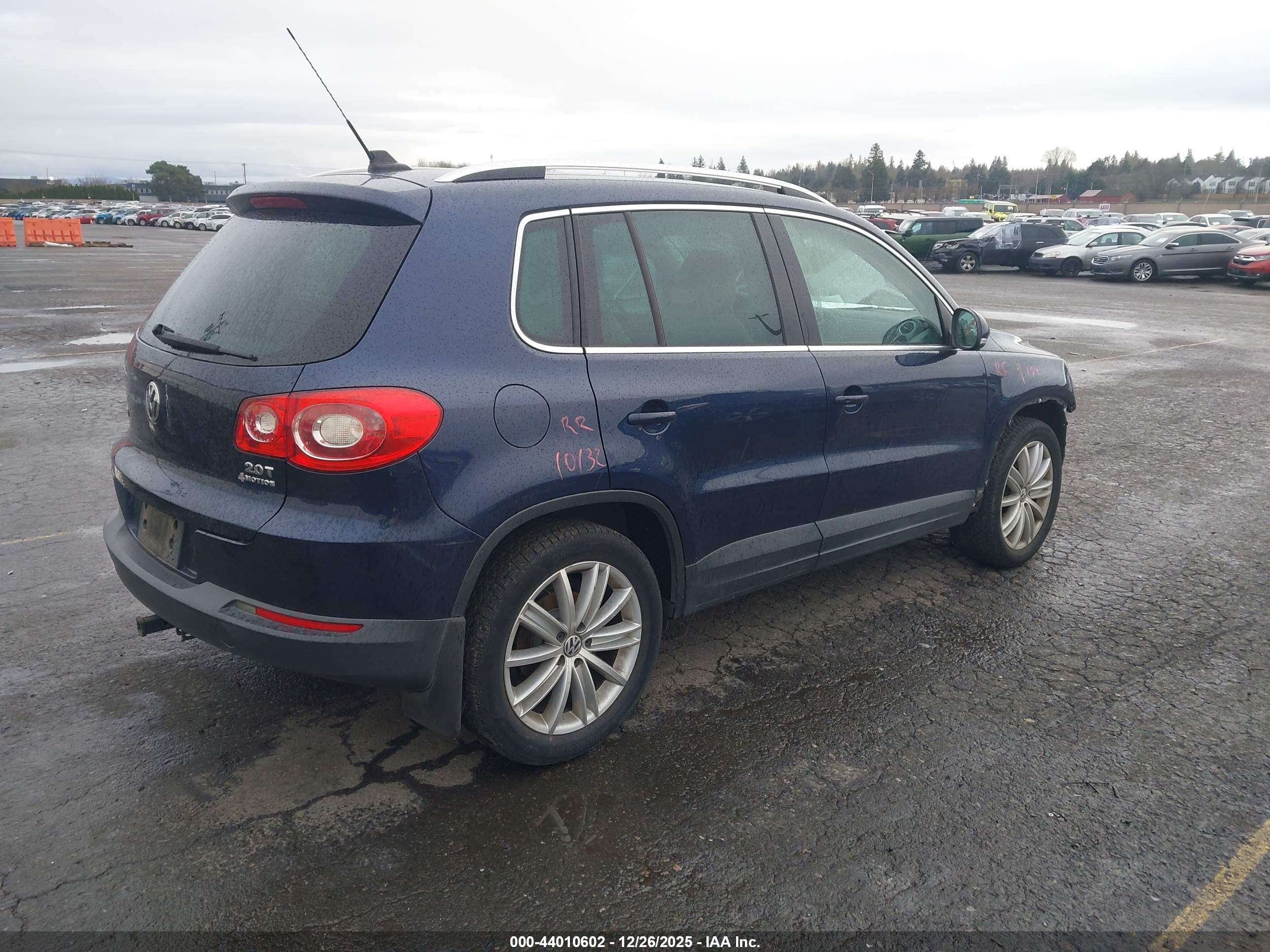 VOLKSWAGEN TIGUAN image 4