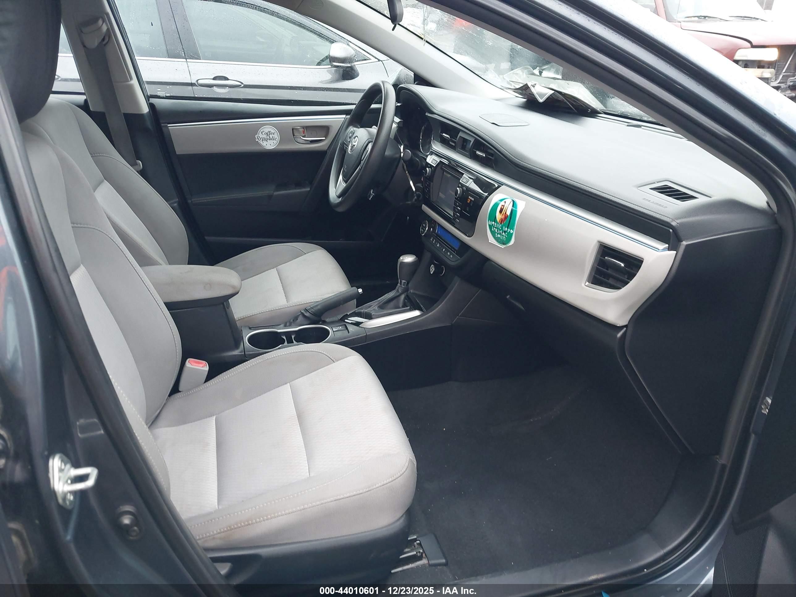 TOYOTA COROLLA image 5